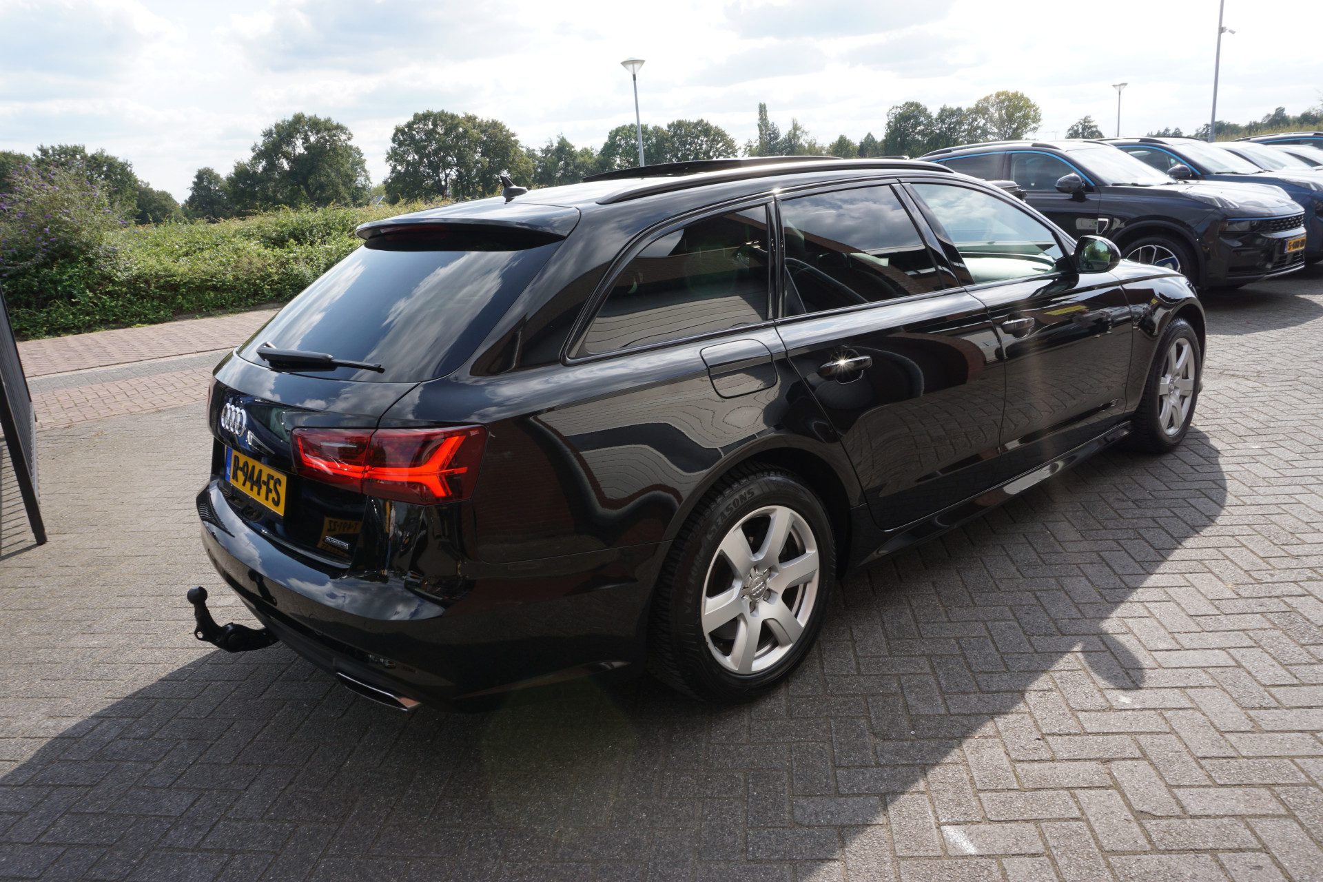 Audi A6 Avant 2.0 TFSI QUATTRO 252PK PREMIUM PANORAMADAK FULL LED LEDER STOELVERWARMING ELECTR.TREKHAAK NAVI CLIMA CRUISE BLUETOOTH PDC V+A LMV ELECTR.STOELEN+MEMORY ELECTR.KLEP ENZ…