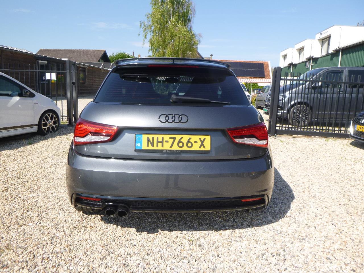 Audi A1 1.4 TFSI CoD Sport Pro Line S SCHAALSTOELEN 160 PK