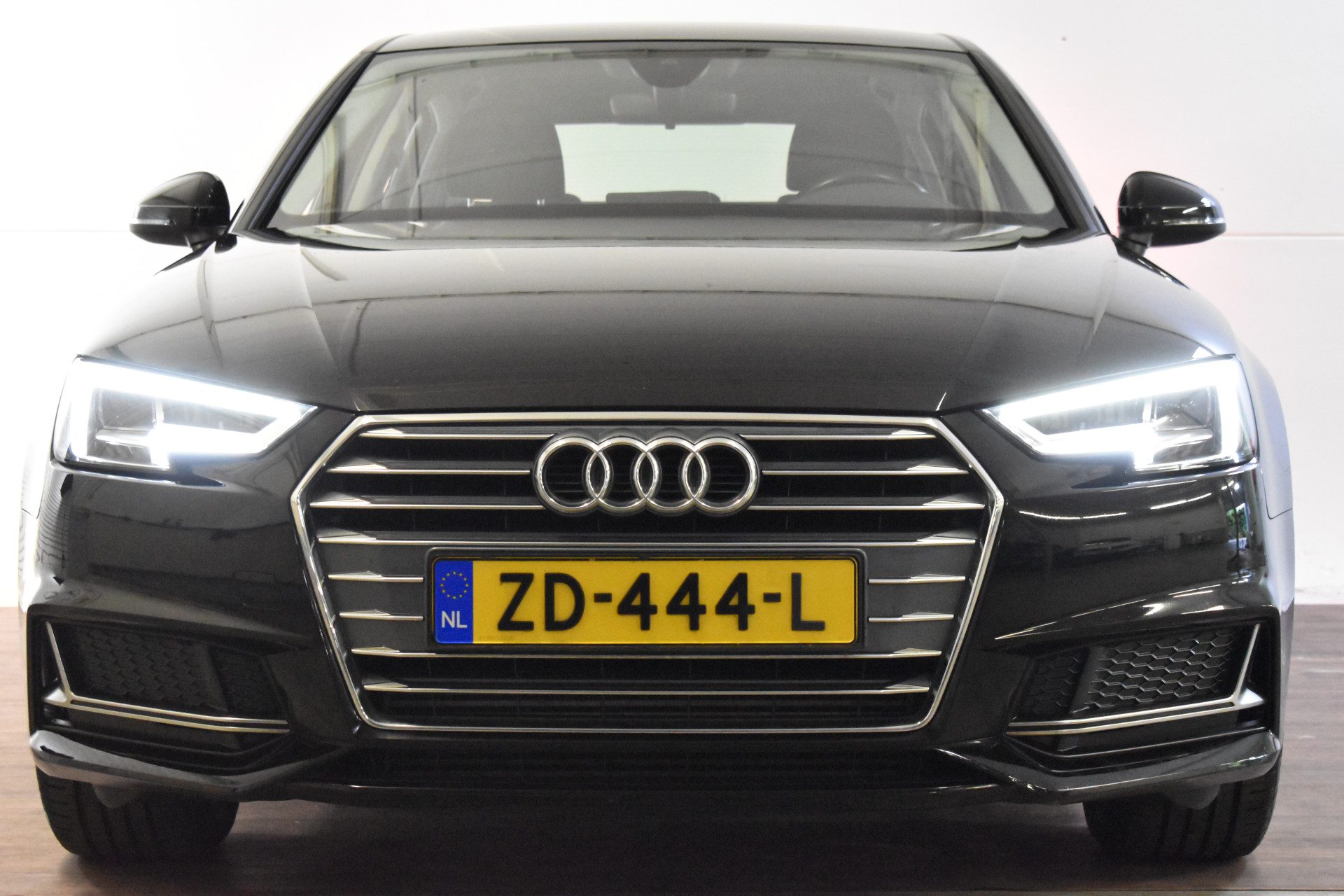 Audi A4 Limousine 35 TFSI S TRONIC SPORT EDITION NAVI/PDC/LED