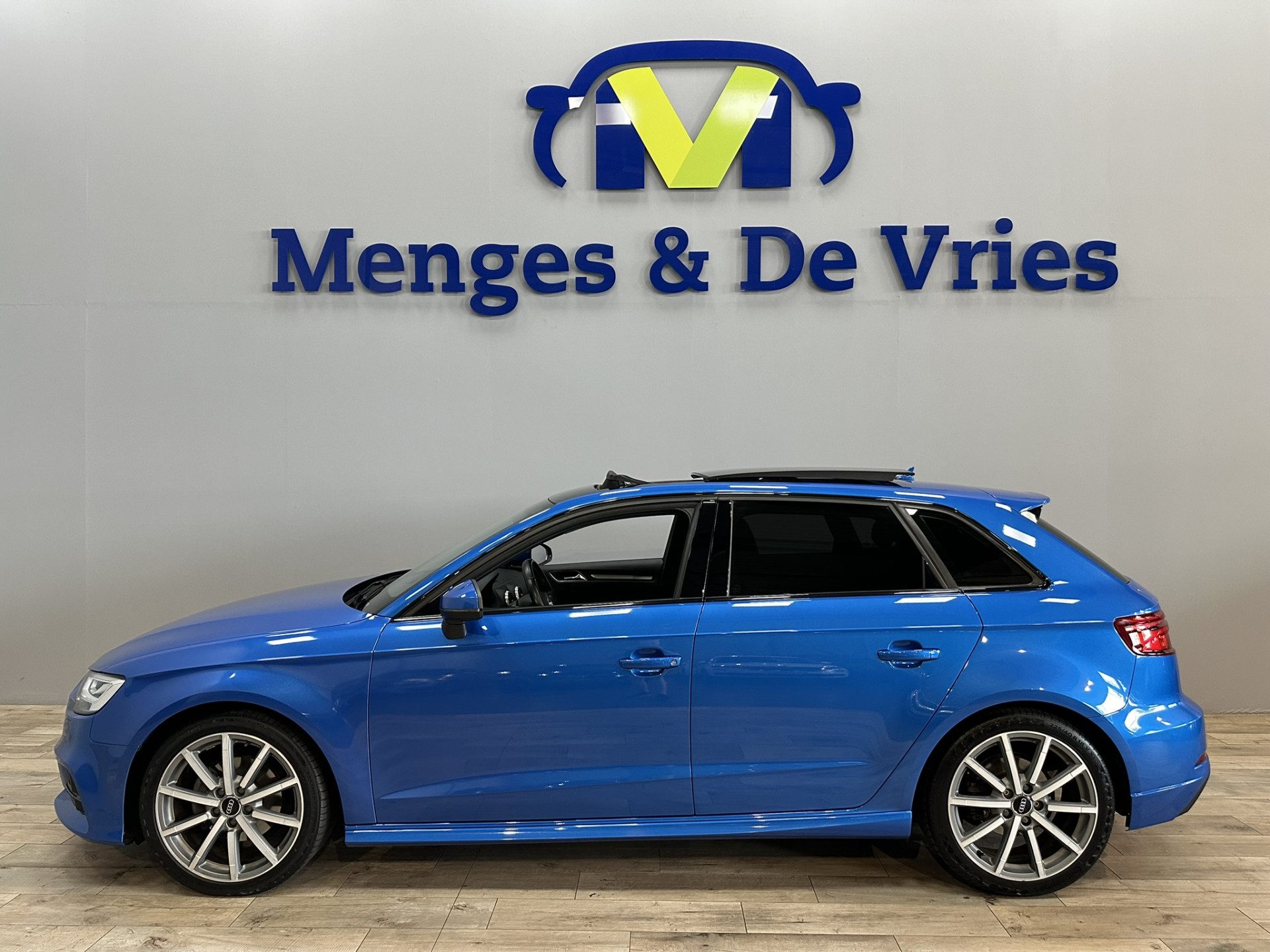 Audi A3 Sportback 1.5 TFSI CoD Sport Edition 3x S Line | LED | Panorama | B&O | Cruise Control | Navigatie | Apple Carplay | Isofix | NAP |