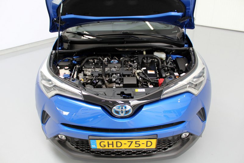 Toyota C-HR 1.8 Hybrid BI-TONE 98PK, DEELS LEER | NAVIGATIE | STOELVERWARMING | CLIMATE CONTROLE | JBL SOUND | DAB | CAMERA