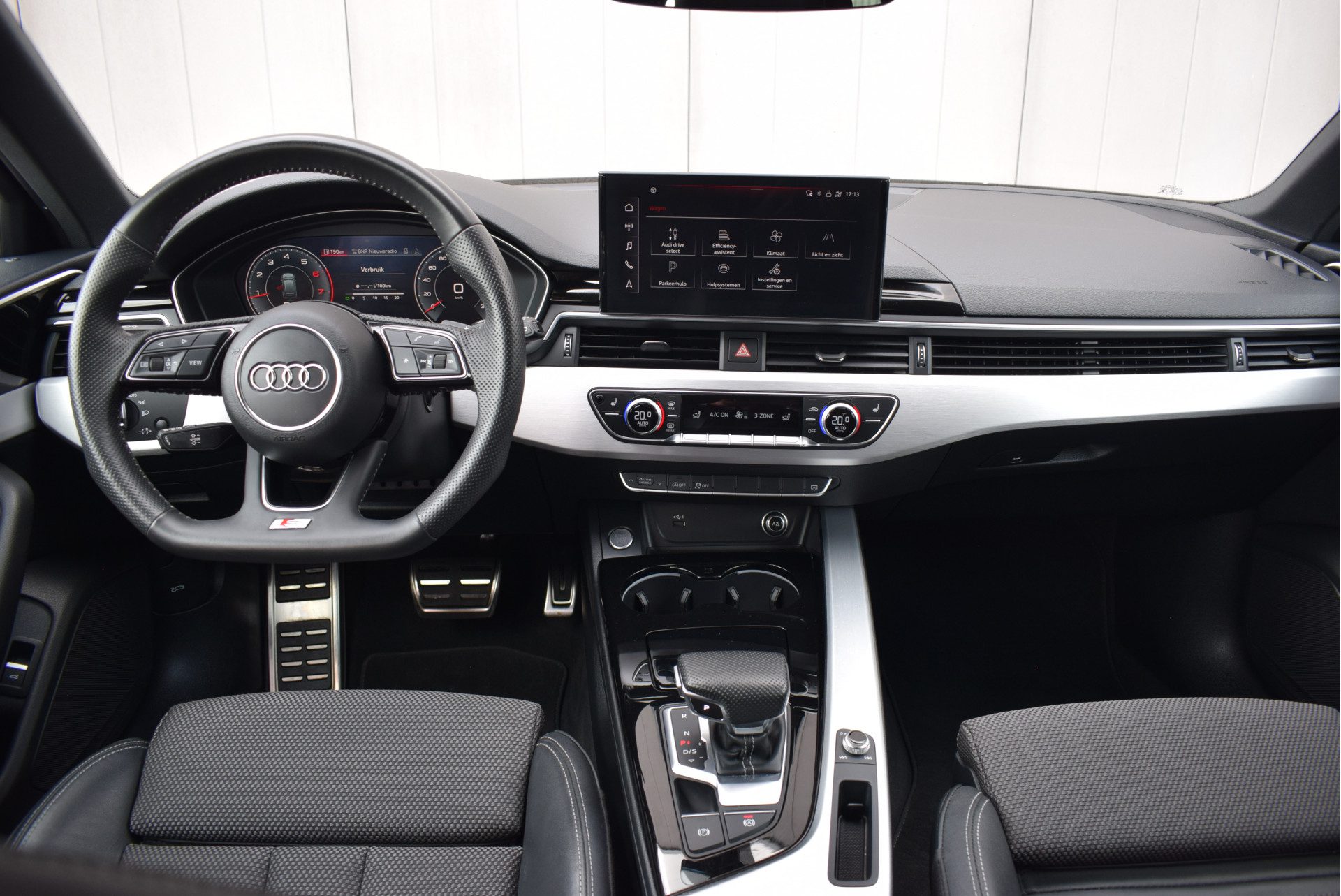 Audi A4 Avant 35 TFSi 150pk Automaat S-Line Sport LED | Virtual | 2x S-Line | Half Leder | Carplay | Sportstoelen | 18 Inch LMV