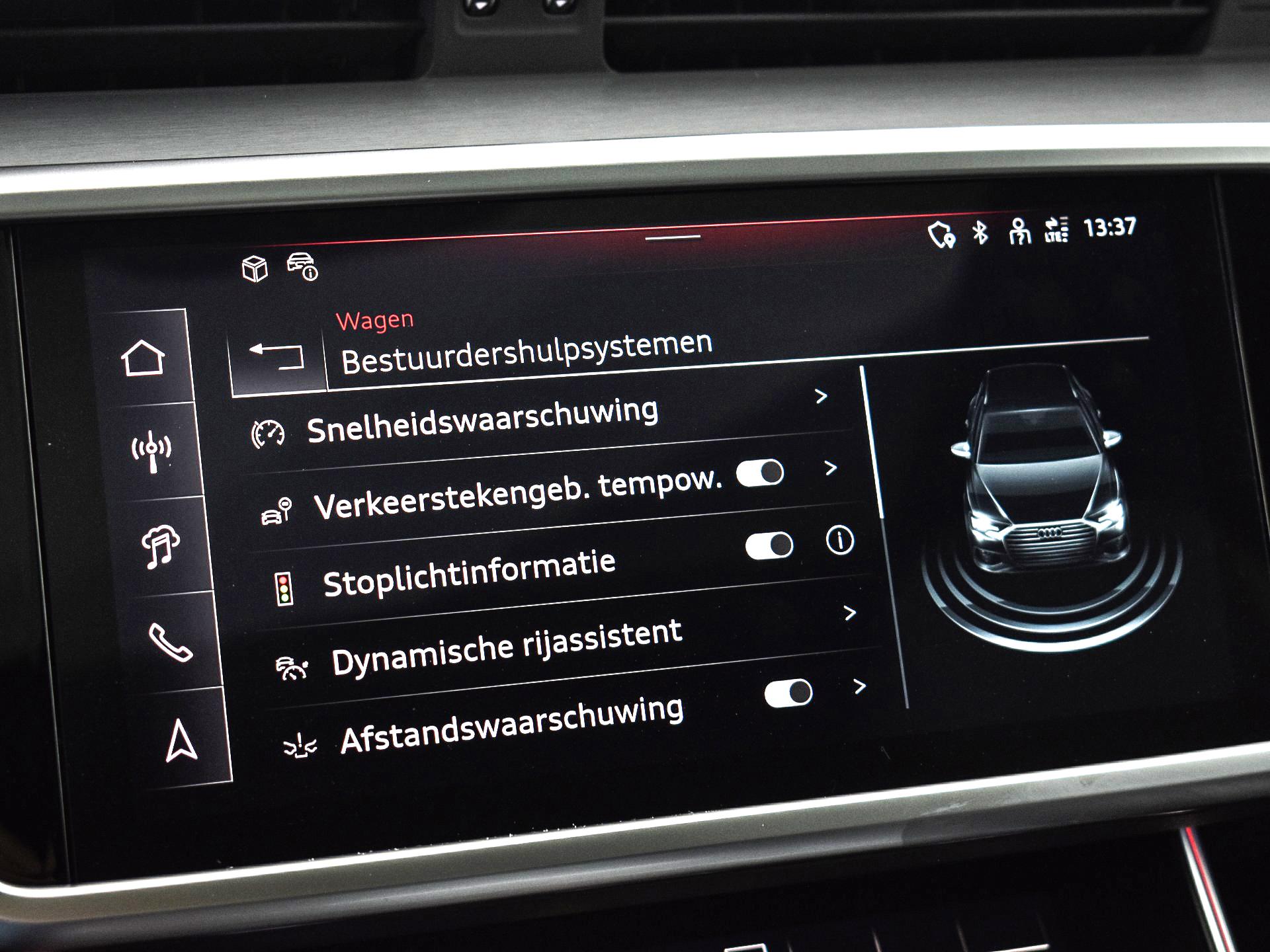 Audi A6 Avant S edition Competition 50 TFSI e 220 kW / 299 pk Av · Bang & Olufsen premium 3d · Comfortsleutel · ADeal