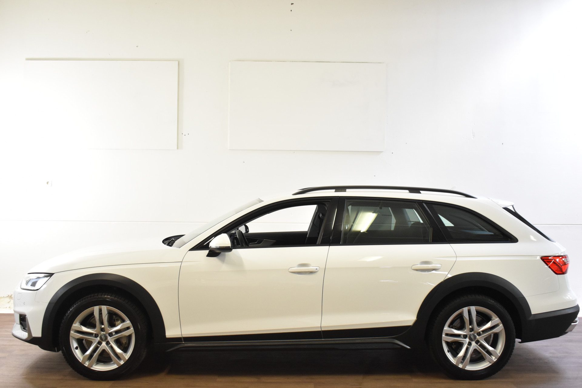 Audi A4 Allroad quattro 45 TFSI 245PK S-TRONIC NAVI/PDC/LED