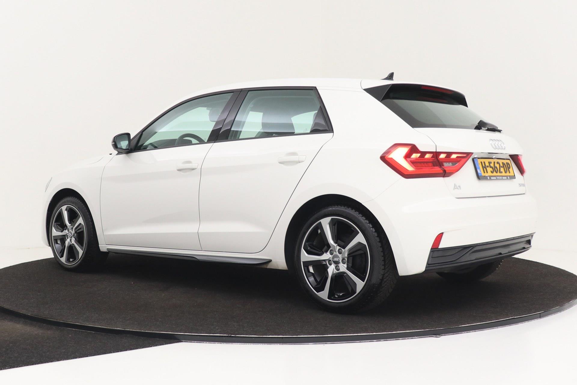 Audi A1 Sportback 25 TFSI epic | Org NL | Digital Cockpit | Dealer Ond. | CarPlay | Cruise Control | 17″ Velgen |