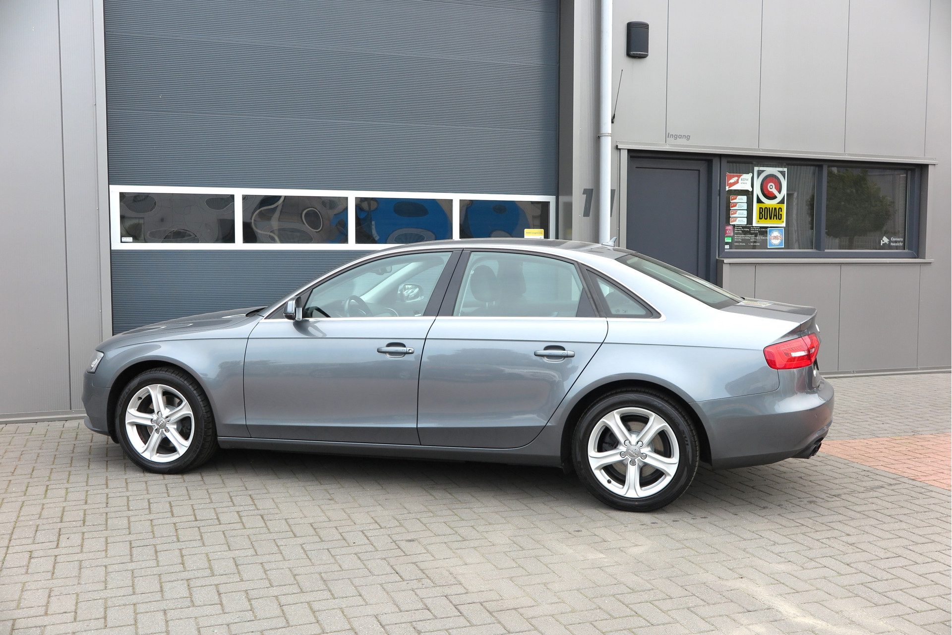 Audi A4 Limousine 1.8 TFSI 125kw 170pk Business Edition Automaat, Xenon, Stoelverw. Leer, Cruisecontrol, Airco , Navigatie etc.