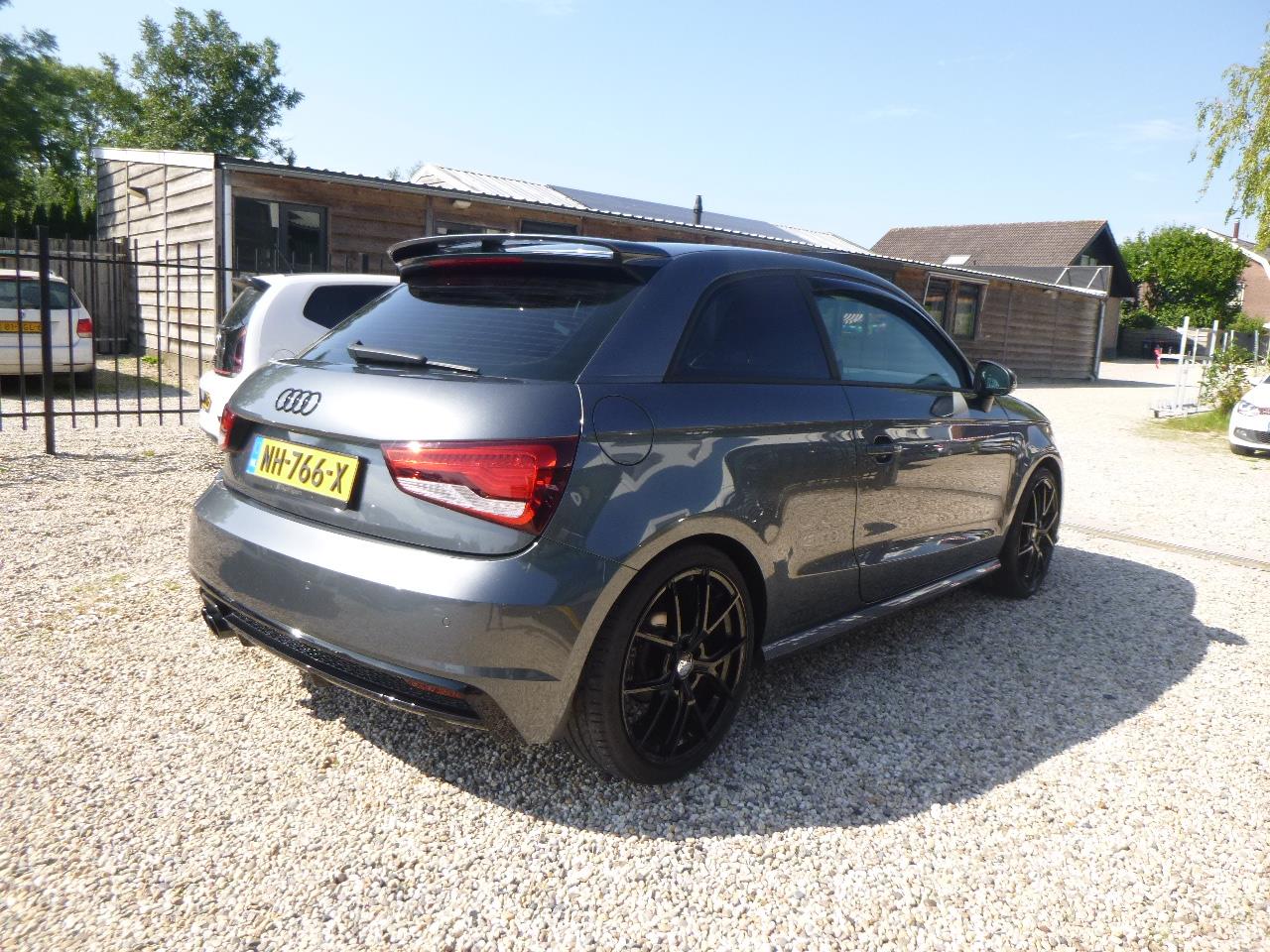 Audi A1 1.4 TFSI CoD Sport Pro Line S SCHAALSTOELEN 160 PK