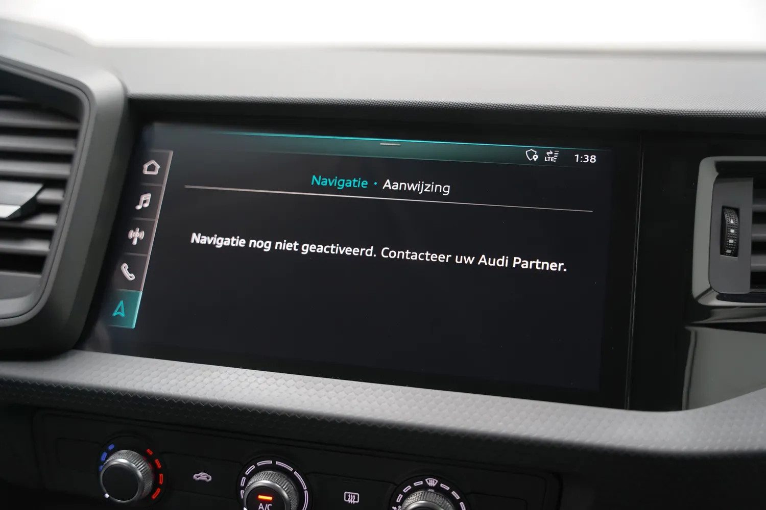 Audi A1 25 TFSI Pro Line [ Virtual Carplay Lane-assist ]