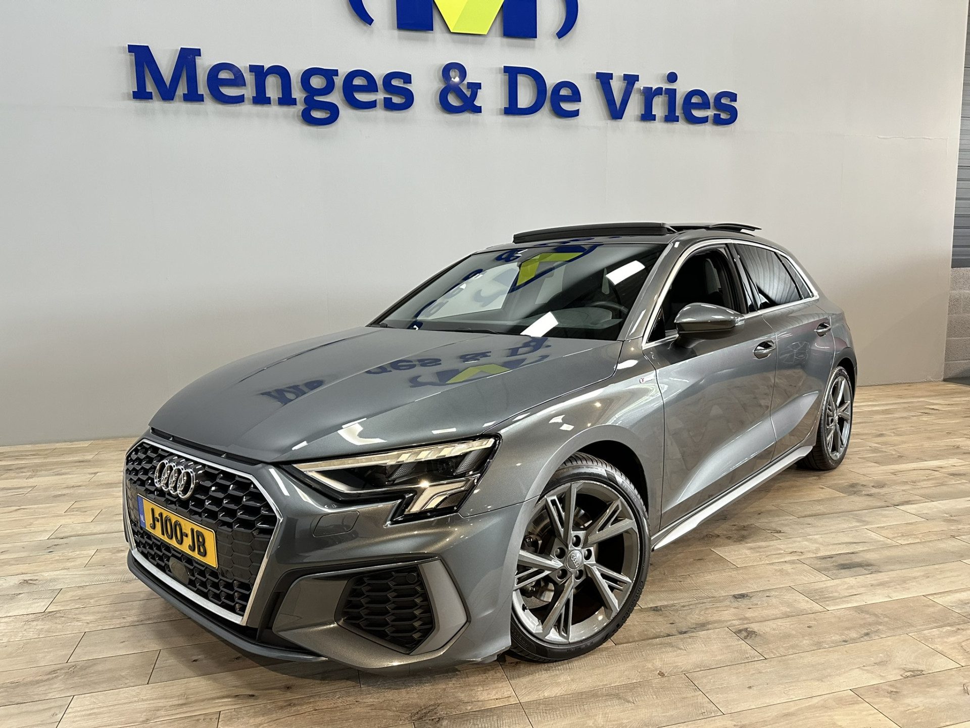 Audi A3 Sportback 35 TFSI S edition 3x S Line | LED | Airco ECC | Virtual | Navigatie | Cruise Control | Apple Carplay Android Auto | Isofix | NAP |