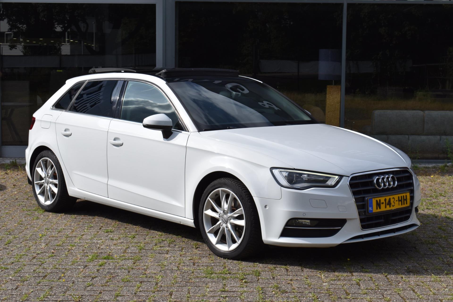 Audi A3 Sportback 1.8 TFSI S-Line Leder Navi Camera Pano Bang&olufsen Bom Vollll