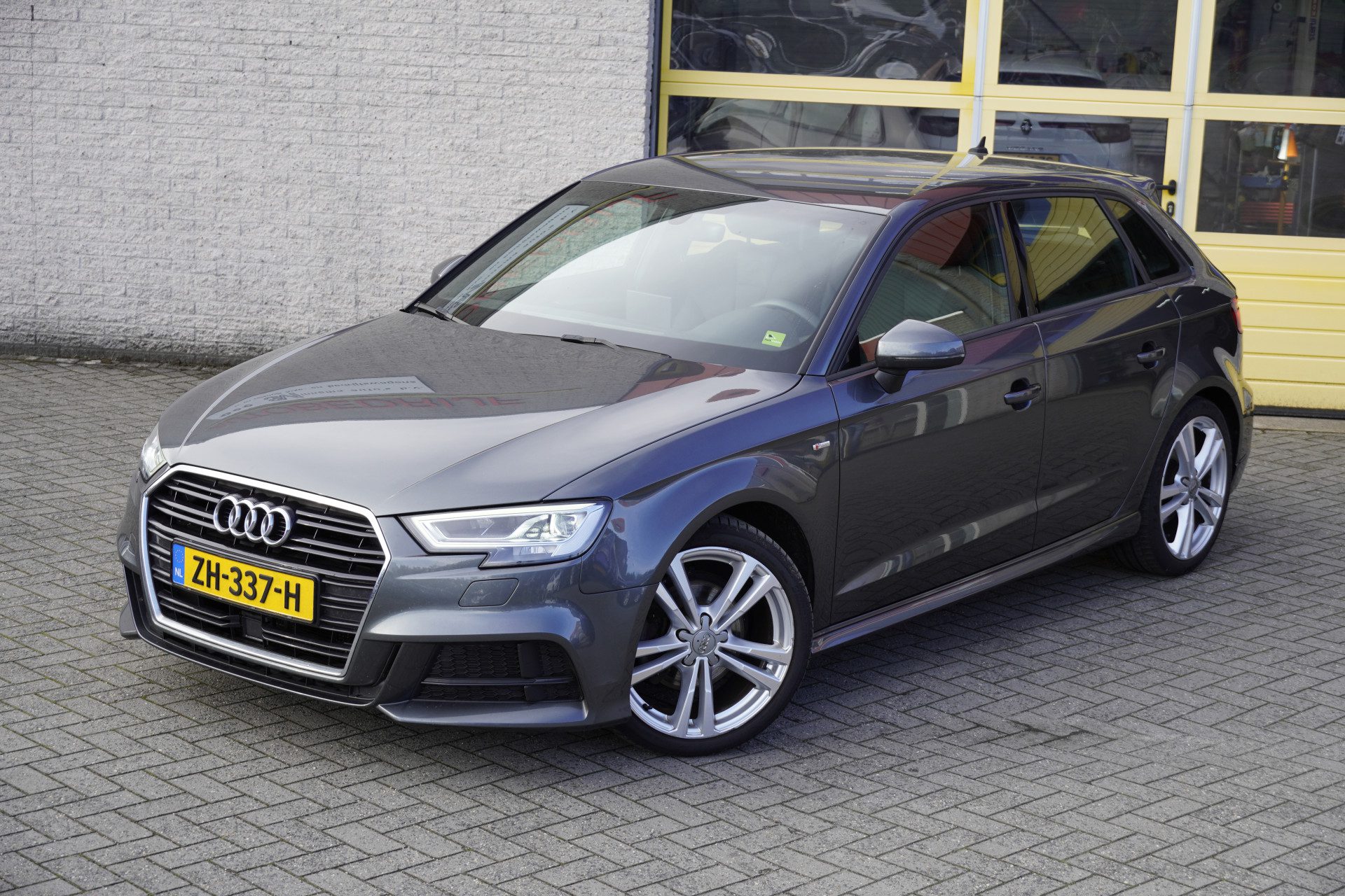 Audi A3 Sportback 35 TFSI 150PK! Automaat S-Line BJ2019 Lmv 18″ | Led | Pdc | Navi | Dynamische knipperlichten | Climate control | Cruis