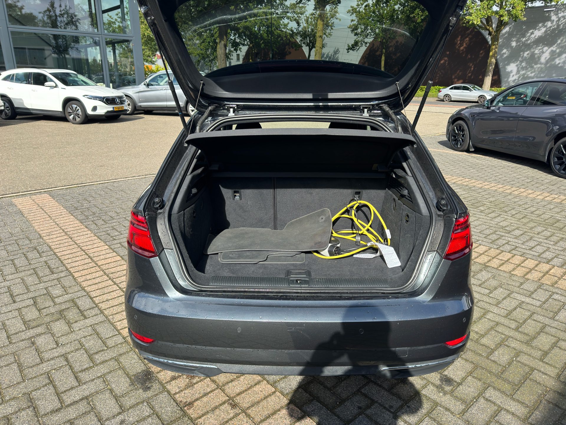 Audi A3 Sportback 40 e-tron PHEV PLUG-IN S-LINE IN- EN EXTERIEUR| CAMERA| DODE HOEK| STOEL VERWARMING|