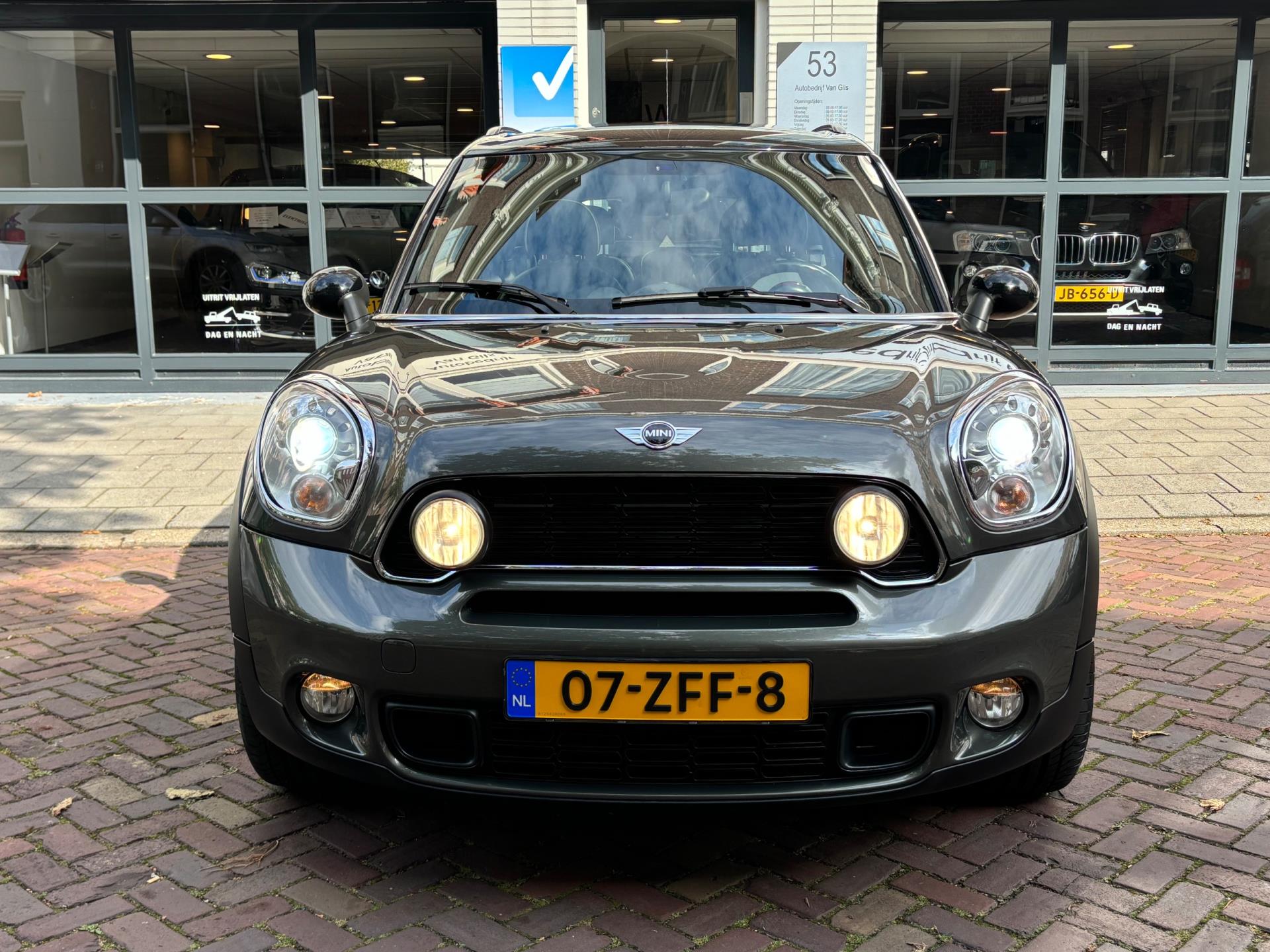 Mini Mini Countryman 1.6 Cooper S ALL4 Chili | AUTOMAAT | KEYLESS ENTRY/GO | LEDER | NAVIGATIE | PANORAMAKDAK |