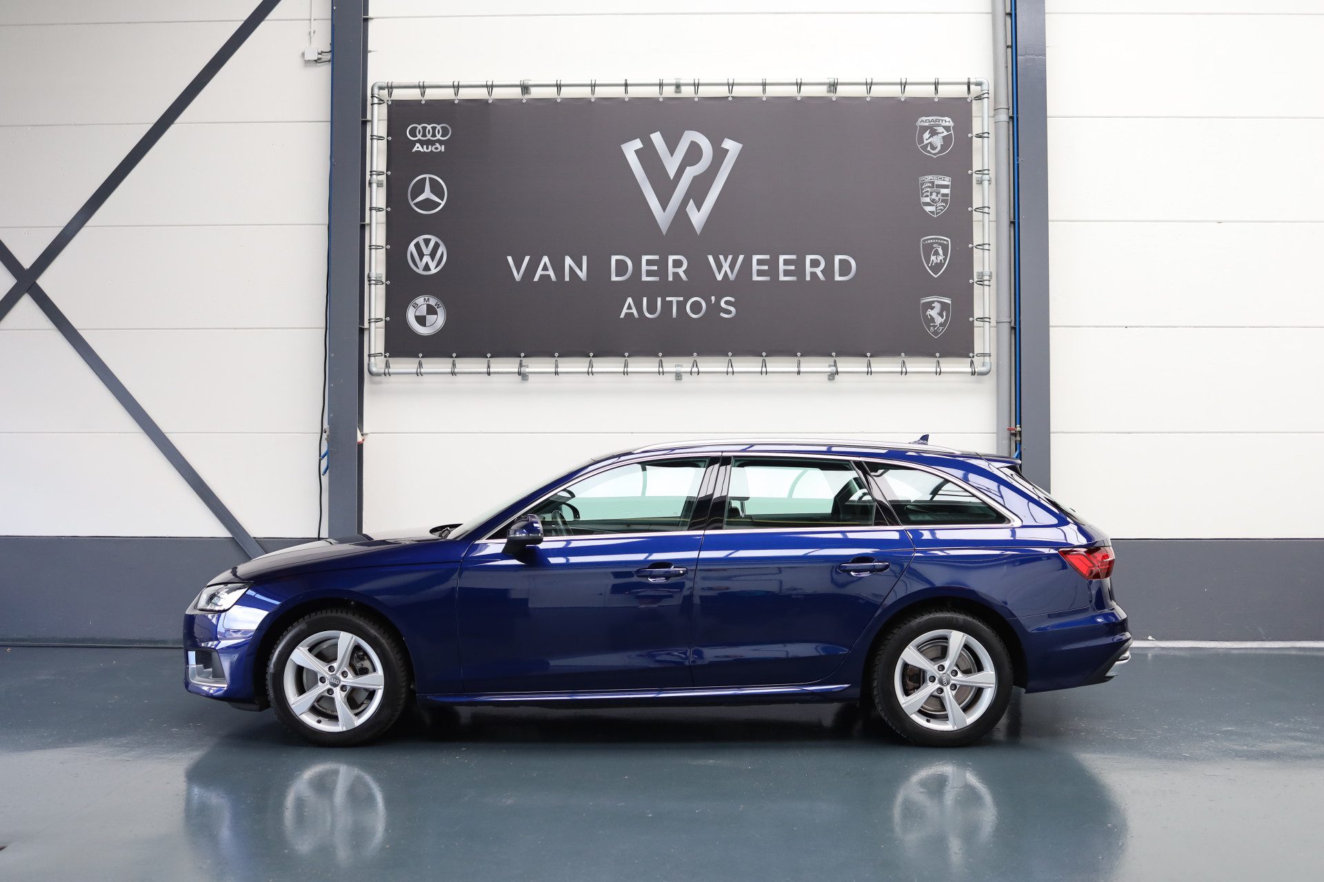 Audi A4 Avant 35 TFSI Launch edition Business | Ned Auto | unike Kleur | top uitvoering |