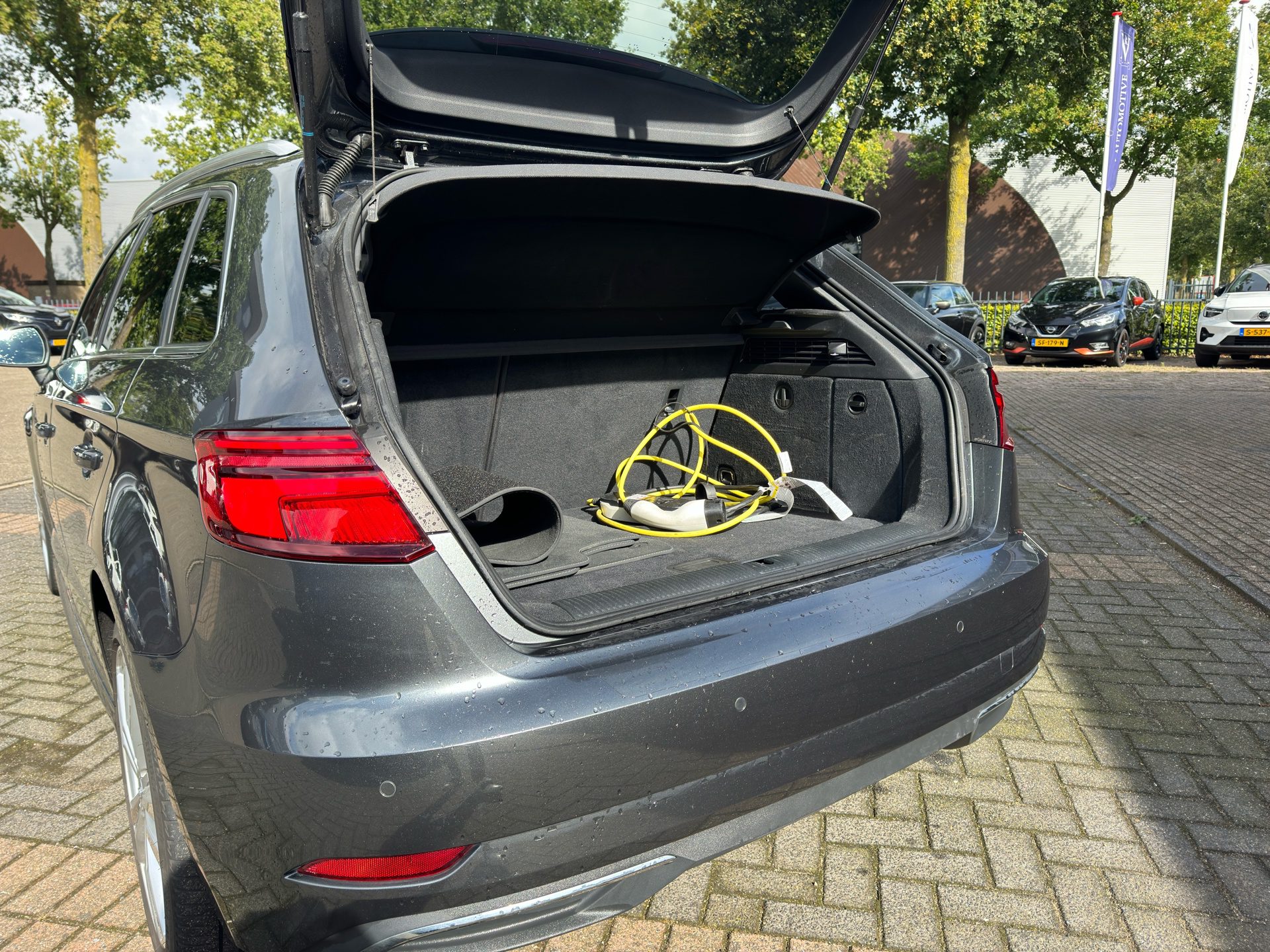 Audi A3 Sportback 40 e-tron PHEV PLUG-IN S-LINE IN- EN EXTERIEUR| CAMERA| DODE HOEK| STOEL VERWARMING|