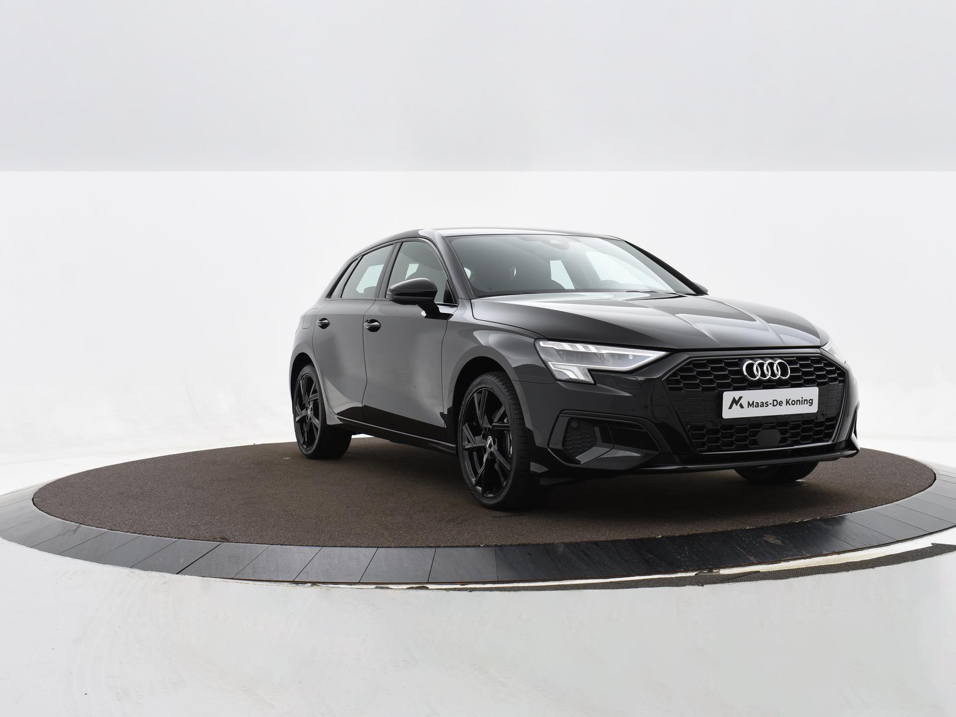 Audi A3 Sportback 40 TFSI e Advanced edition 204 PK ·stoelverwarming·18″·S-line achterspoiler·adaptive cruise control·Audi Sound·All Season banden