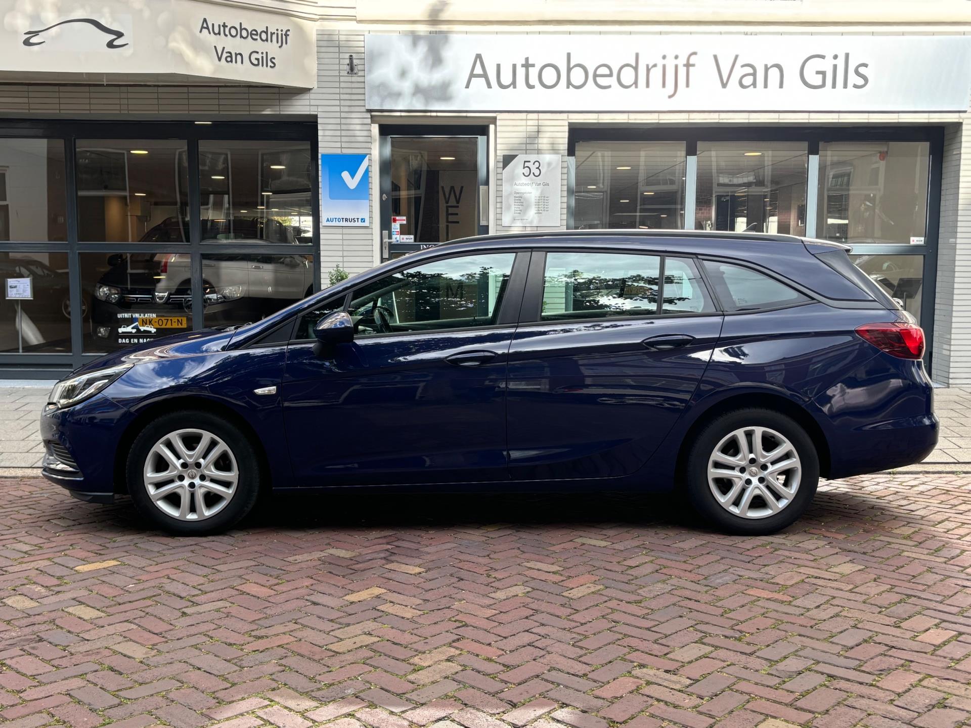 Opel Astra Sports Tourer 1.0 Edition | AIRCO | NAVIGATIE | PDC | TREHAAK |