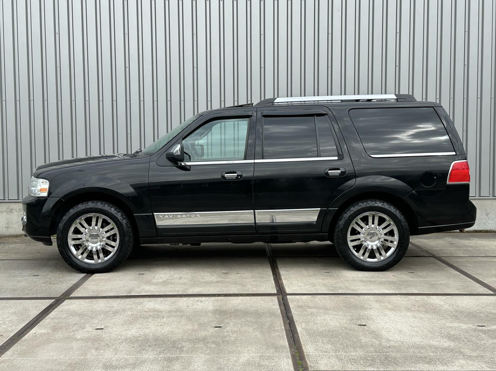 Lincoln Navigator Lincoln Navigator 5.4 V8 7-Persoons – Leder – Incl BTW – Schuifdak – Nieuw Model