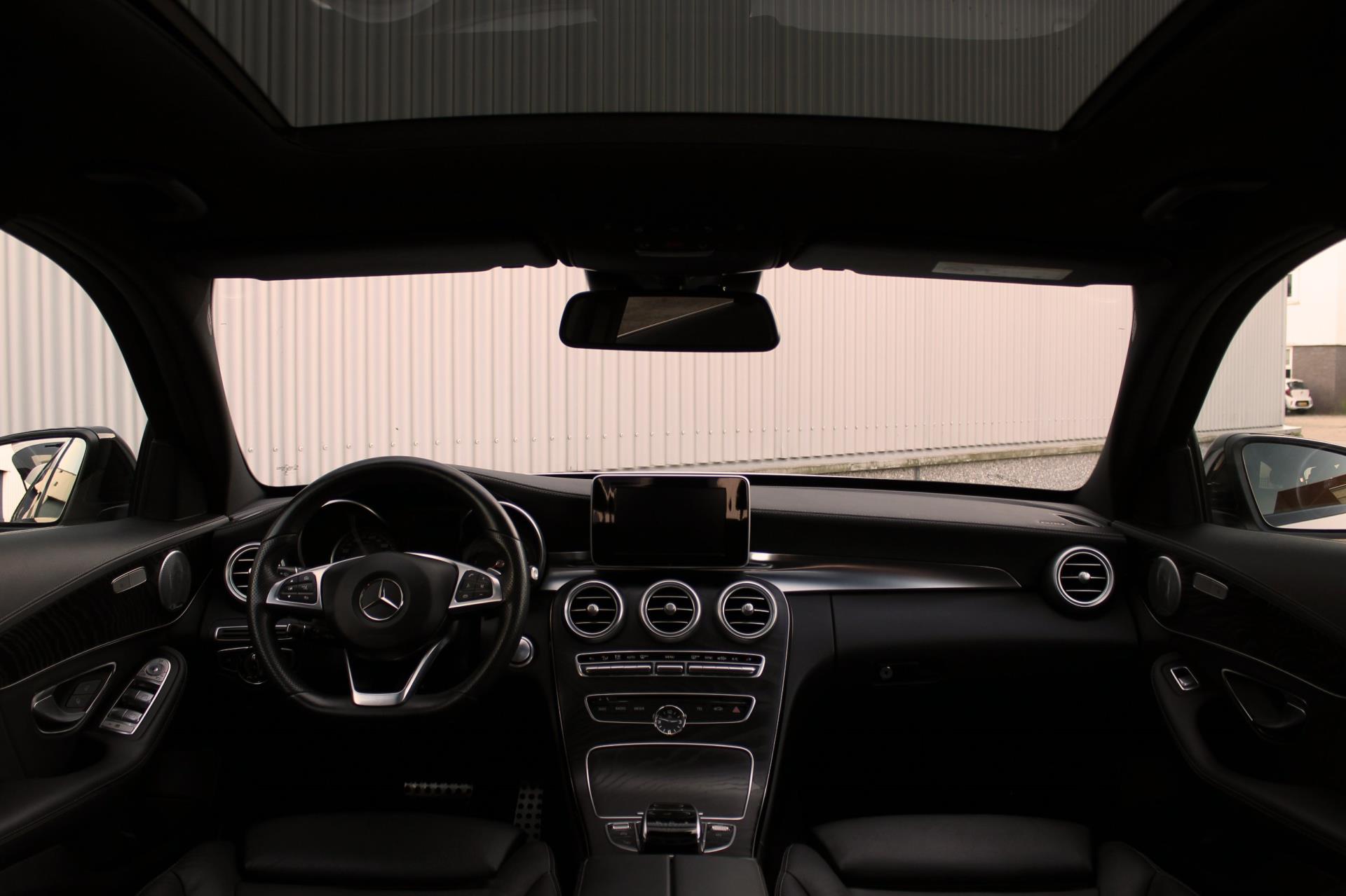 Mercedes-Benz C-Klasse Mercedes-Benz C-klasse Estate C 180 Aut. AMG Line Night, Pano, Burmester