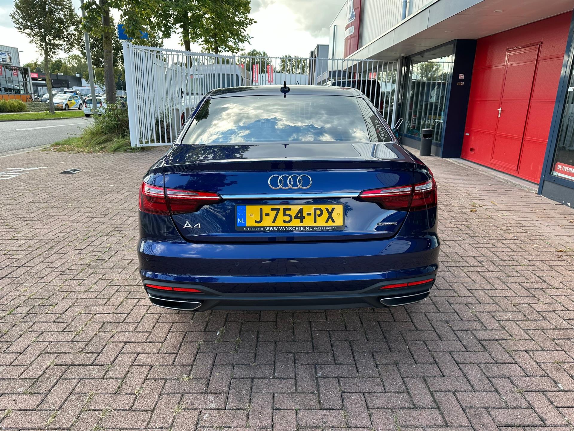 Audi A4 Limousine 35 TFSI Pro Line