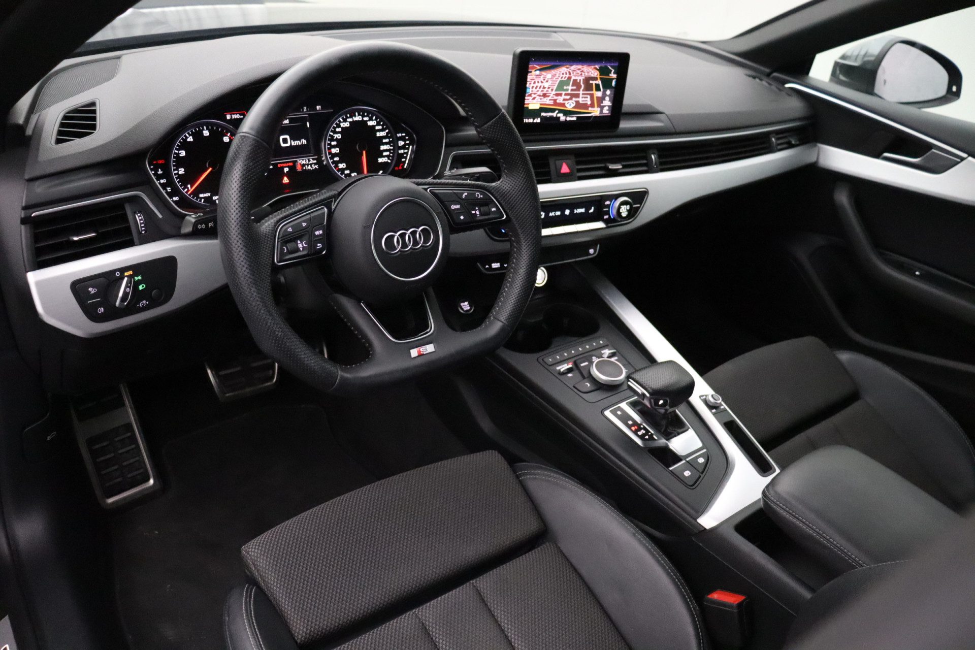 Audi A5 Sportback Sport S-line | Origineel NL | LED | Cruise control | Half leder | Bluetooth