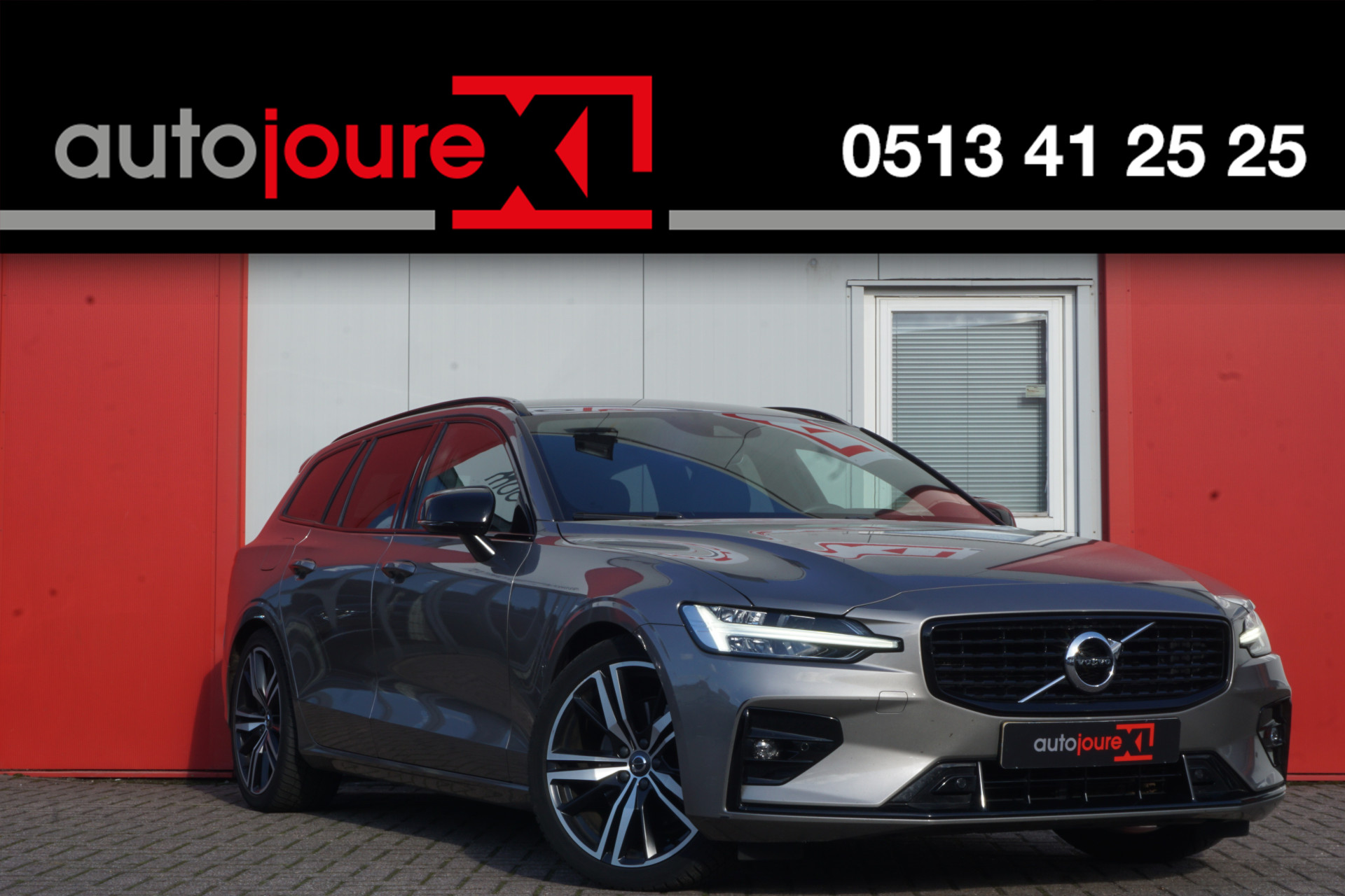 Volvo V60 2.0 B3 R-Design | Harman/Kardon | Leder | ACC | Camera | Origineel NL |