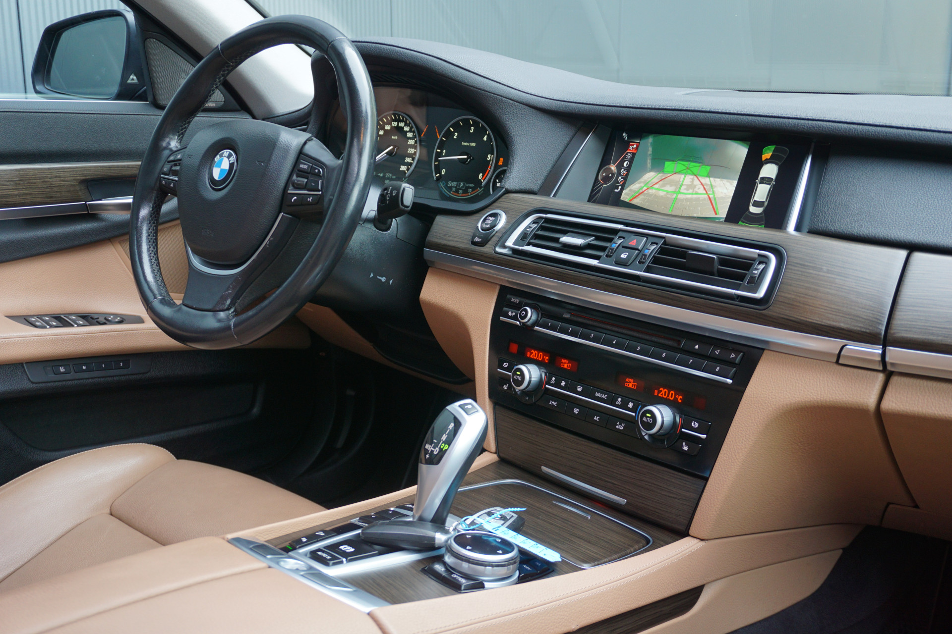 BMW 7 Serie 730d xDrive Individual Edition | HUD | ACC | Soft close | Schuifdak | Camera | Harman/Kardon |