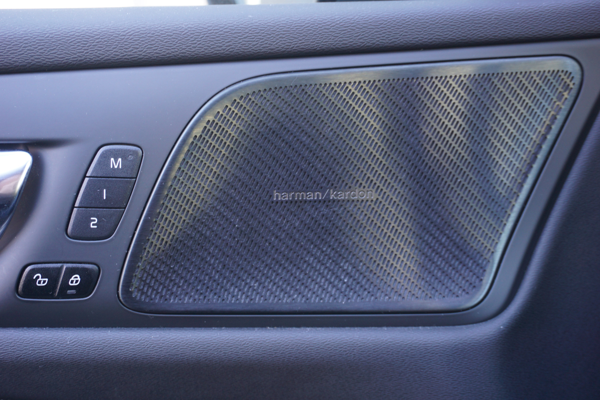 Volvo V60 2.0 B3 R-Design | Harman/Kardon | Leder | ACC | Camera | Origineel NL |