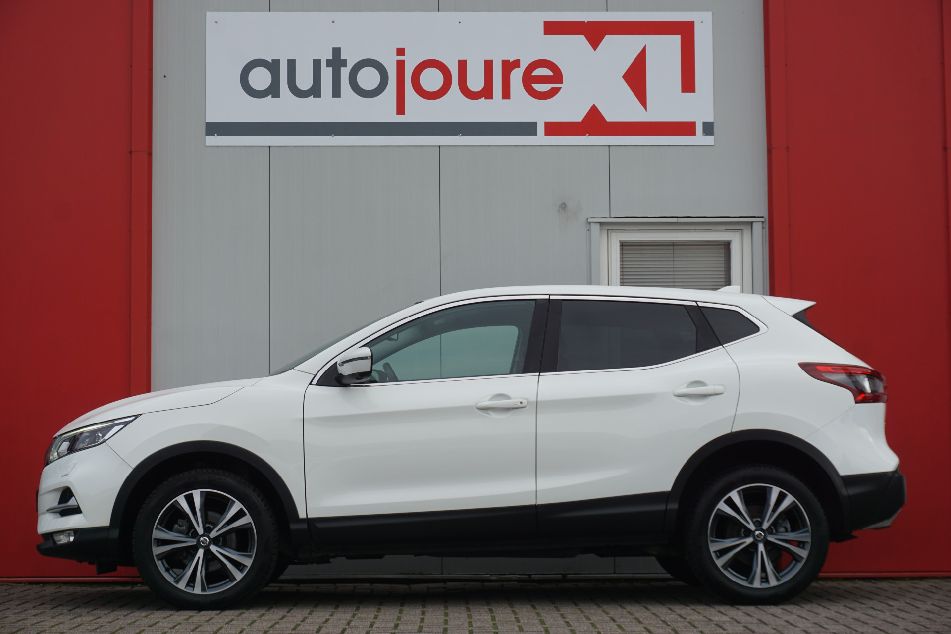 Nissan QASHQAI 1.6 Tekna | 360° Camera | Xenon | Navigatie | 18” LM |