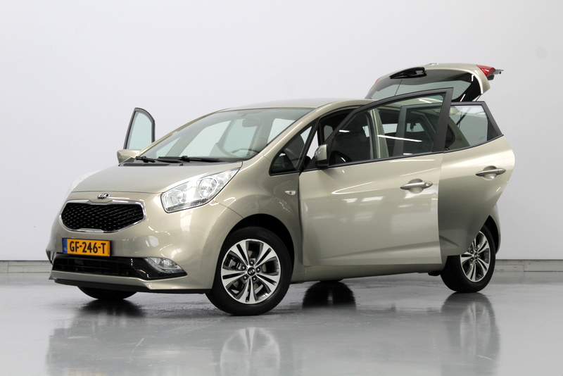 Kia Venga 1.4 CVVT First Edition 90PK, NAVIGATIE | CAMERA | CRUISE CONTROLE | PARKEERSENSOREN