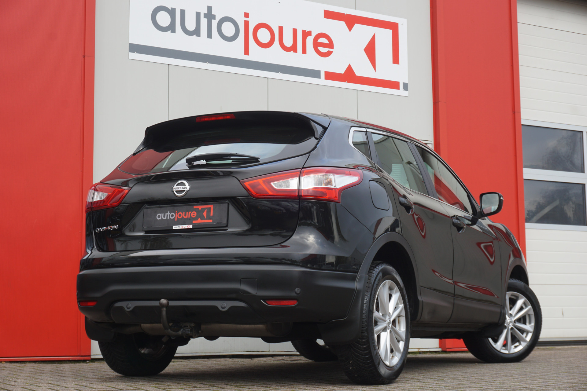 Nissan QASHQAI 1.5 dCi Business Edition | Camera | Navigatie | Cruise Control | Trekhaak |