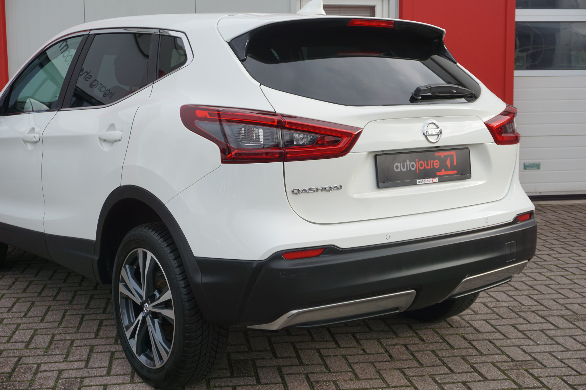 Nissan QASHQAI 1.6 Tekna | 360° Camera | Xenon | Navigatie | 18” LM |