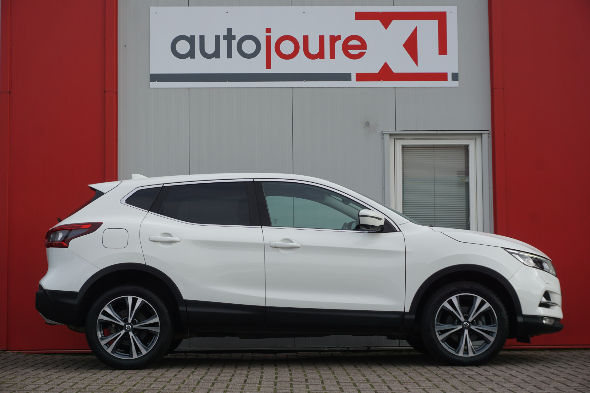 Nissan QASHQAI 1.6 Tekna | 360° Camera | Xenon | Navigatie | 18” LM |