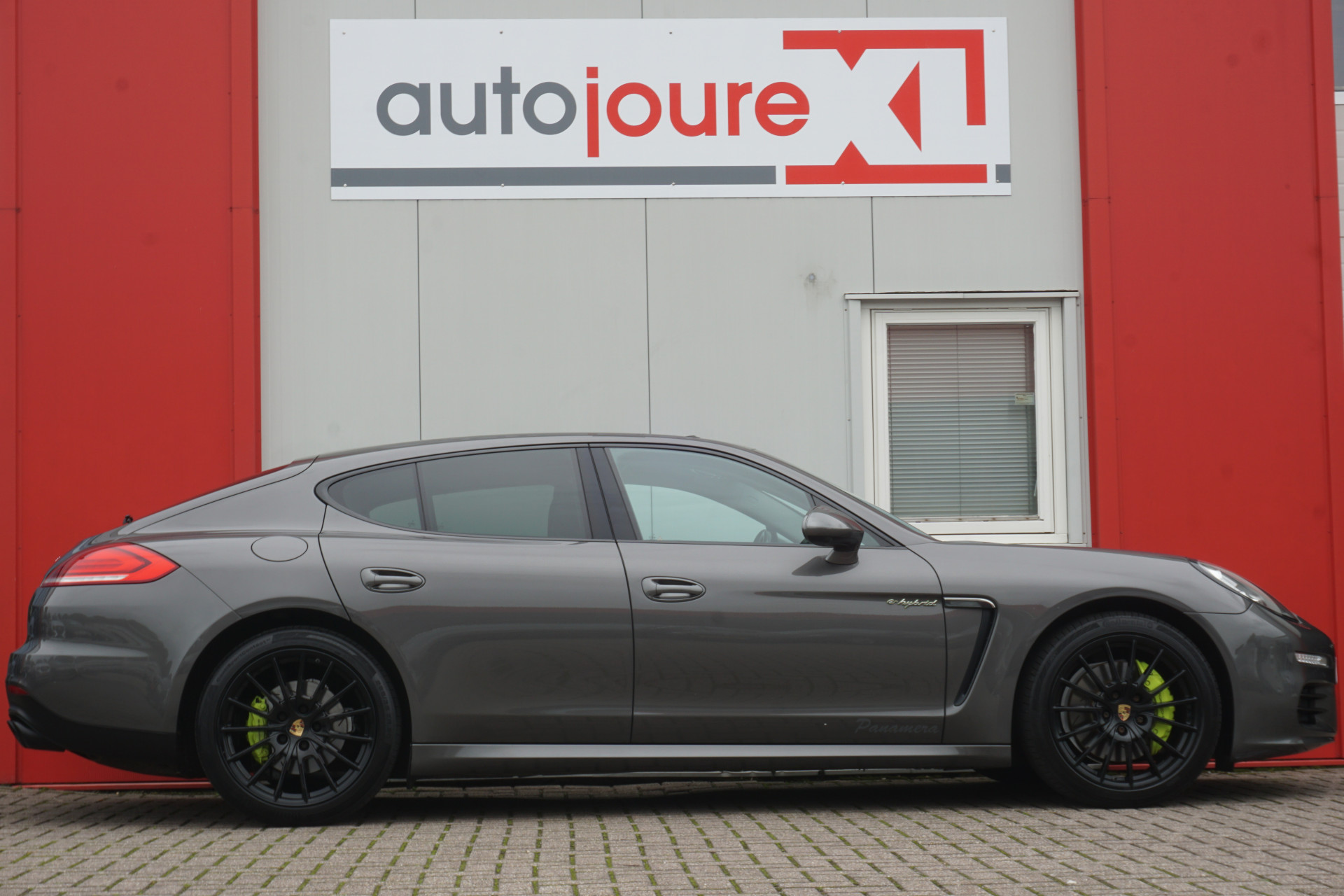 Porsche Panamera 3.0 S E-Hybrid | Sport Chrono | Luchtvering | Schuifdak | Bose Sound | Origineel NL |