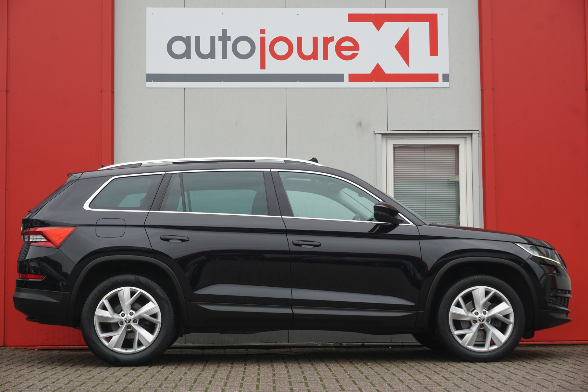 Škoda Kodiaq 1.5 TSI DSG Limited Business Edition 7persoons. | Panoramadak | Camera | ACC | Trekhaak | Origineel NL |