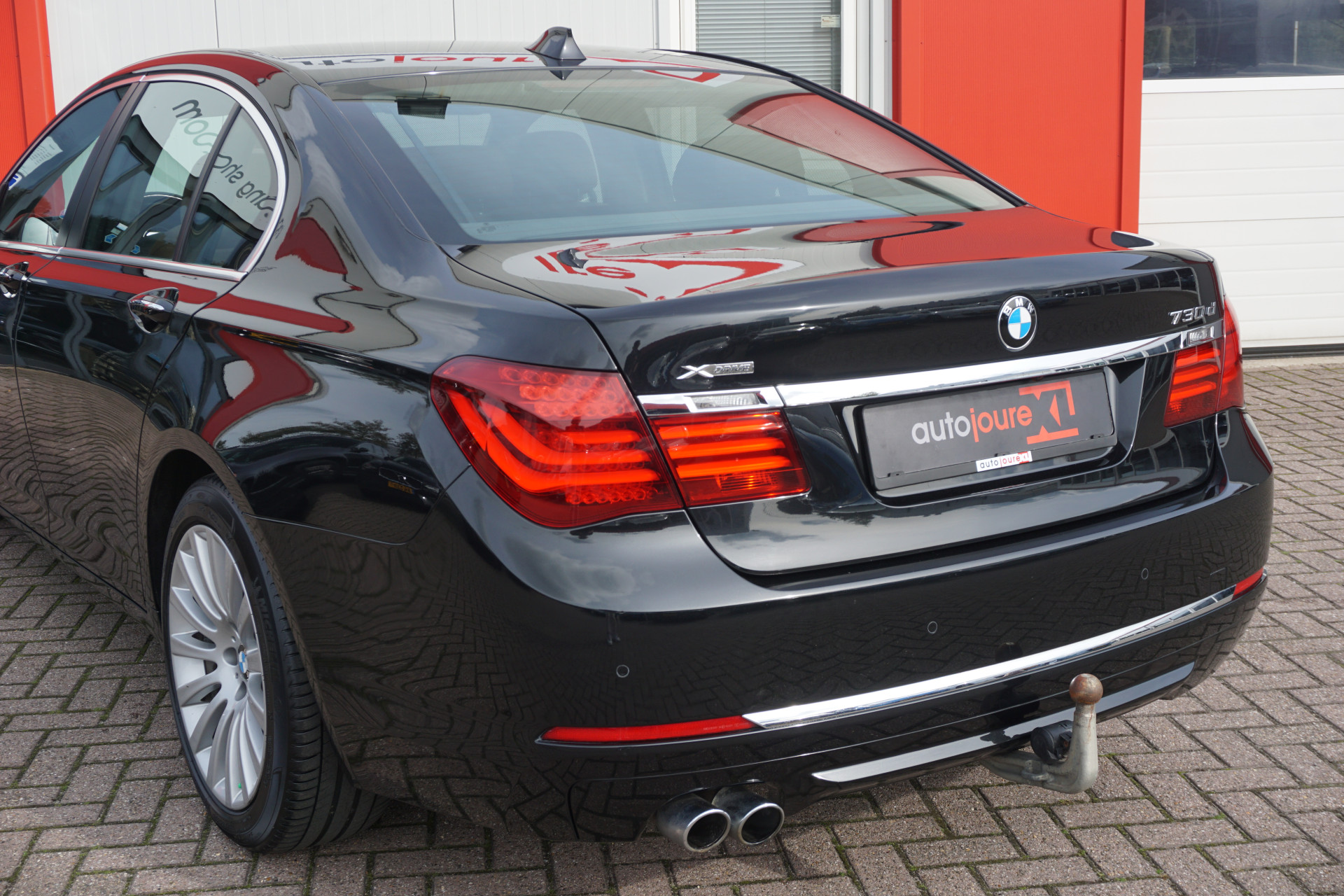 BMW 7 Serie 730d xDrive Individual Edition | HUD | ACC | Soft close | Schuifdak | Camera | Harman/Kardon |