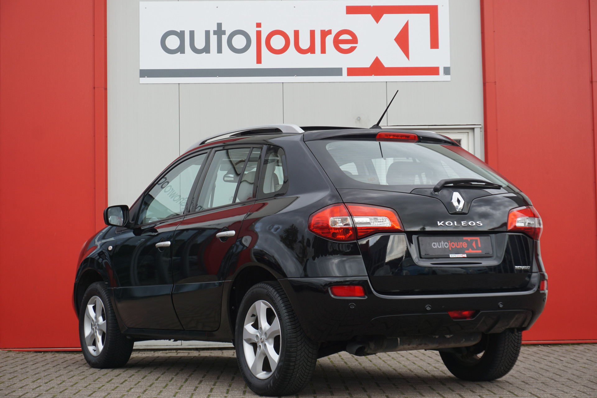 Renault Koleos 2.5 Privilège 4WD | Panoramadak | Bose Audio | Leder | Origineel NL |