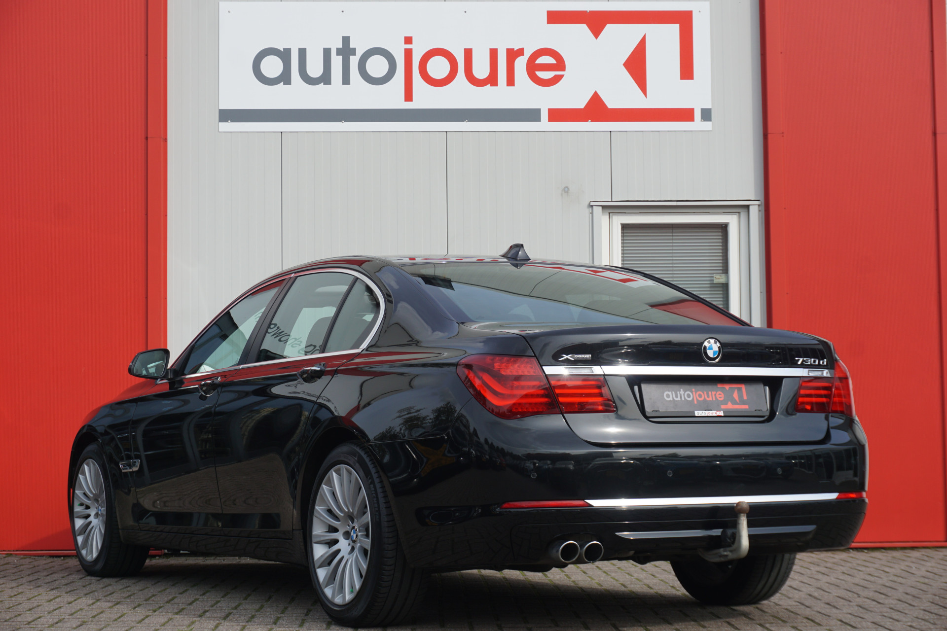 BMW 7 Serie 730d xDrive Individual Edition | HUD | ACC | Soft close | Schuifdak | Camera | Harman/Kardon |