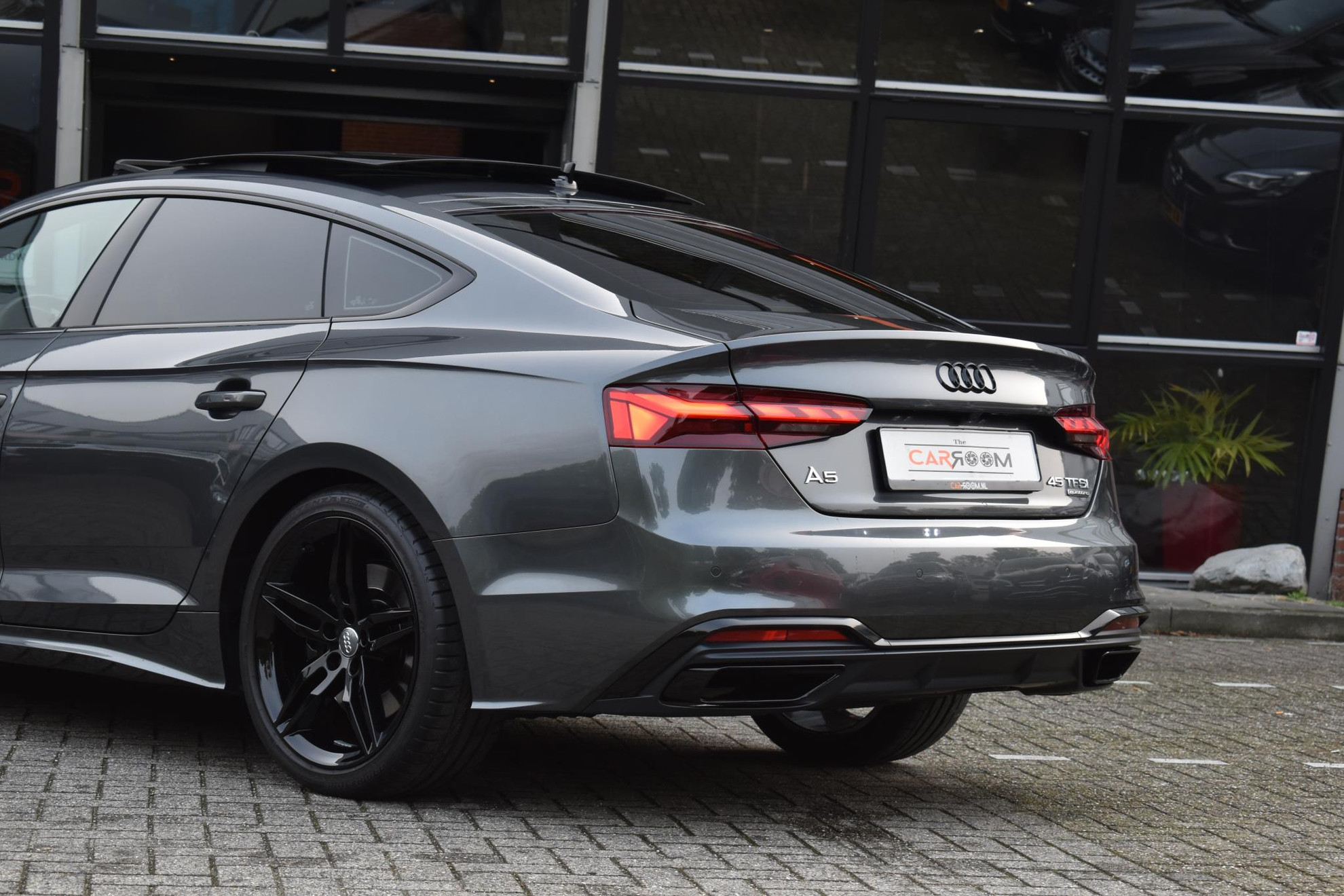 Audi A5 Sportback 45 TFSI quattro Business Edition S line Pano ACC Lane Trekhaak