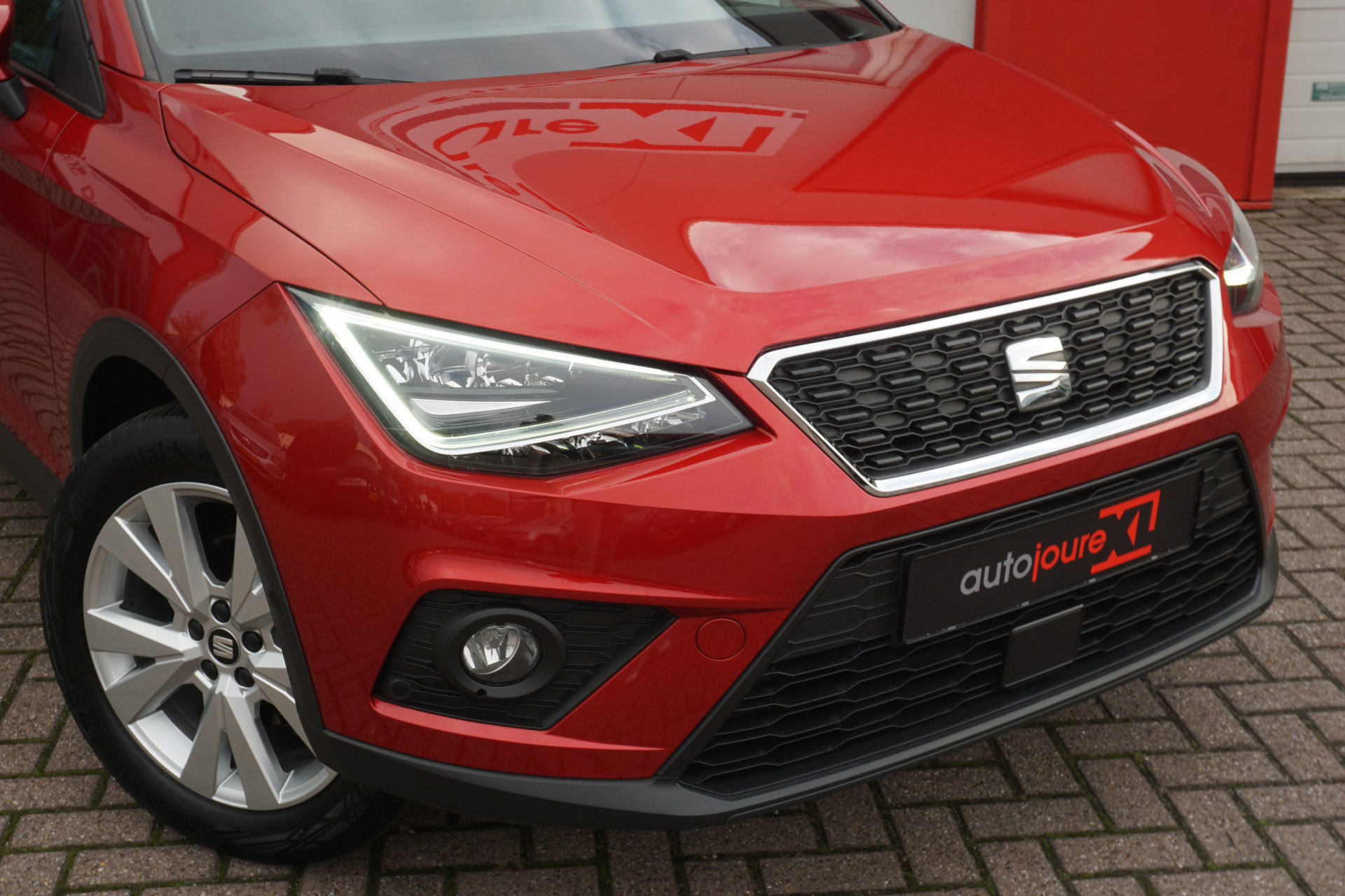 SEAT Arona 1.0 TSI Style Limited Edition | Virtual Cockpit | Camera | ACC | Trekhaak | Origineel NL |