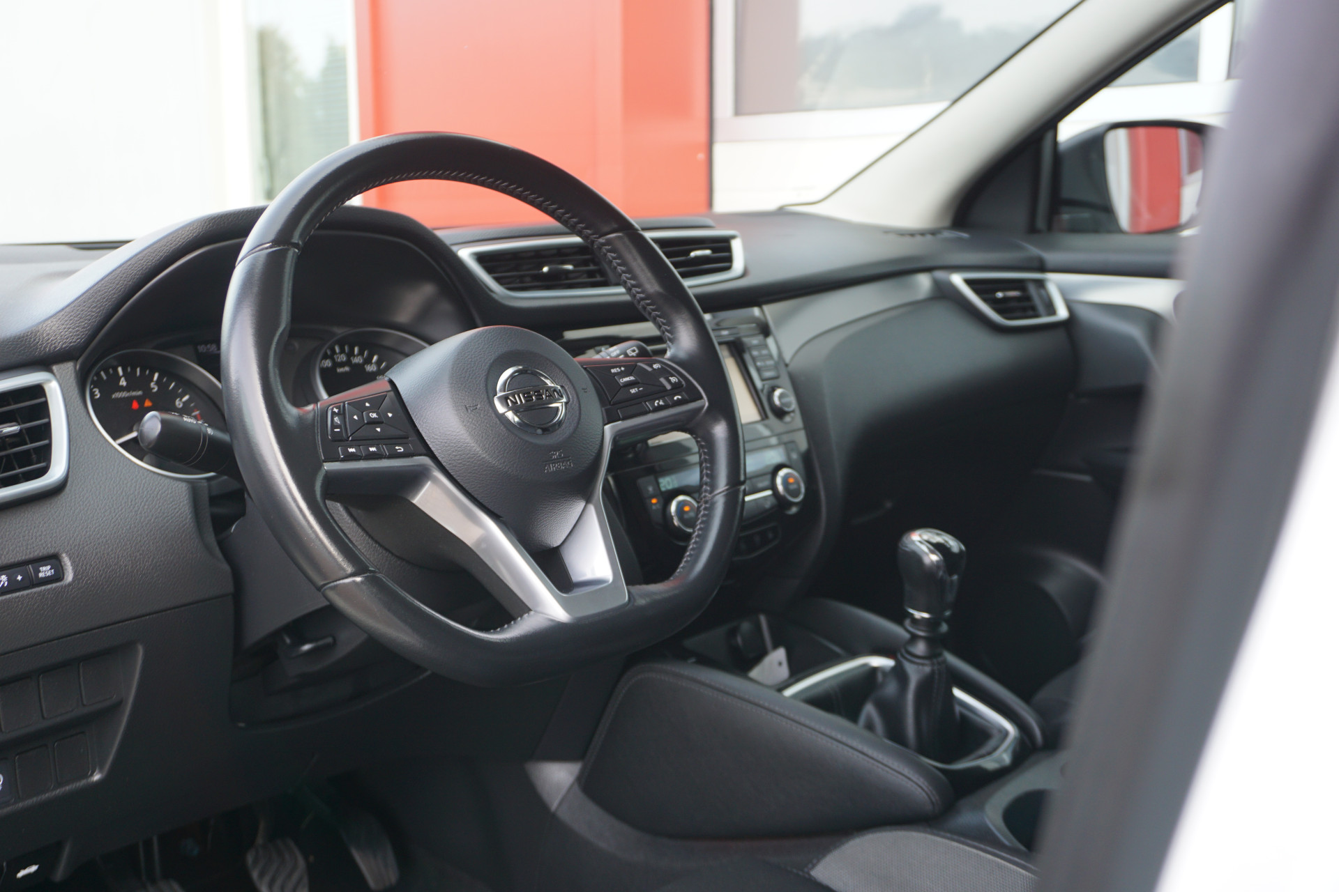 Nissan QASHQAI 1.6 Tekna | 360° Camera | Xenon | Navigatie | 18” LM |