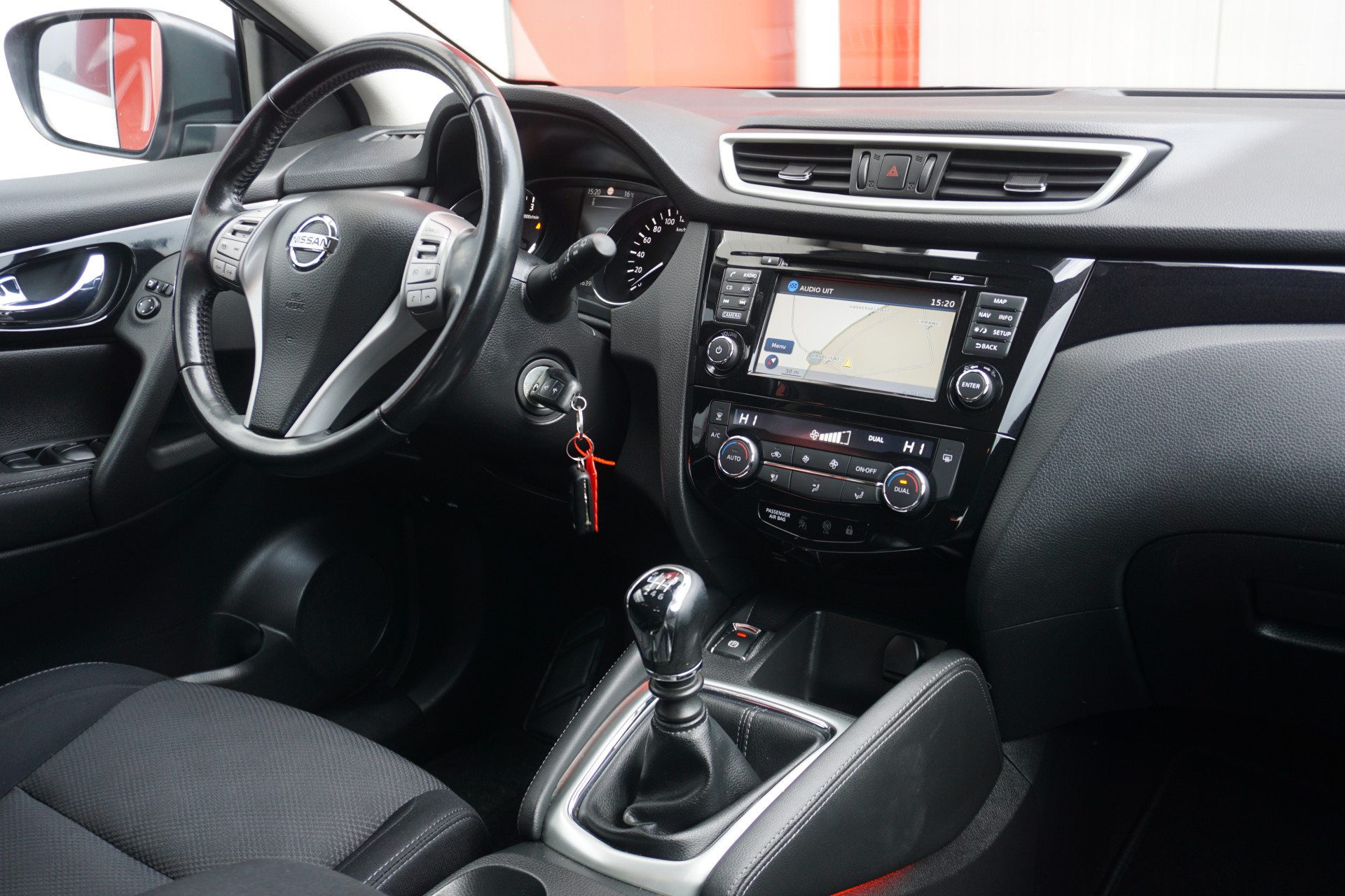 Nissan QASHQAI 1.5 dCi Business Edition | Camera | Navigatie | Cruise Control | Trekhaak |