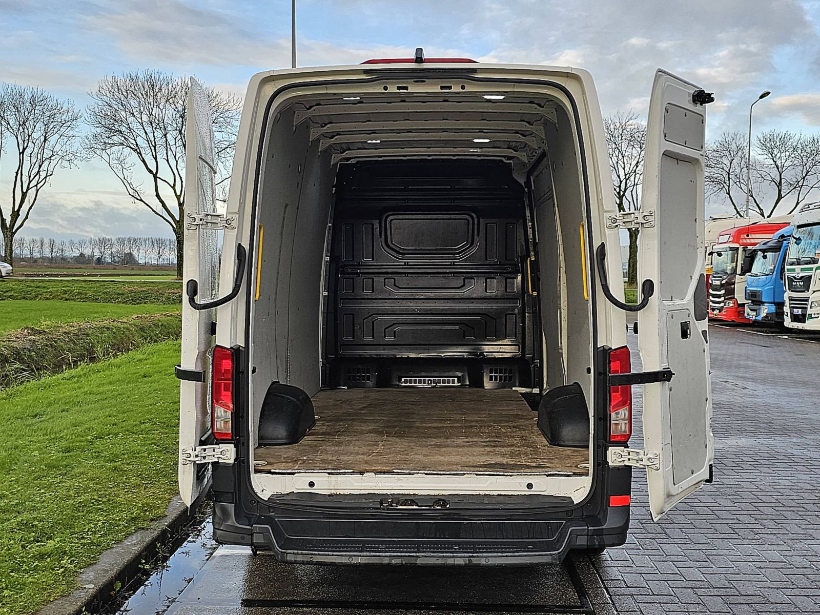 VOLKSWAGEN CRAFTER 35 e-crafter 100% elekt