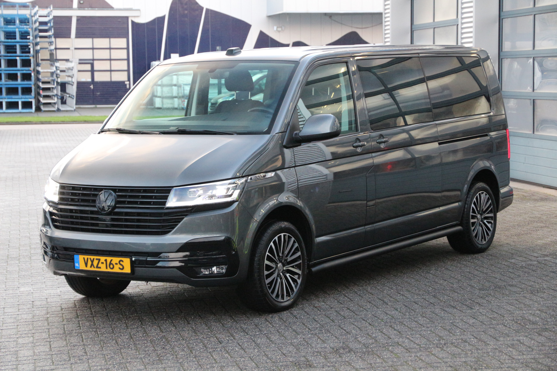 Volkswagen Transporter Bulli 2.0 TDI 150 | DC | 2x Schuifdeur | Virtual | Camera | Clima..