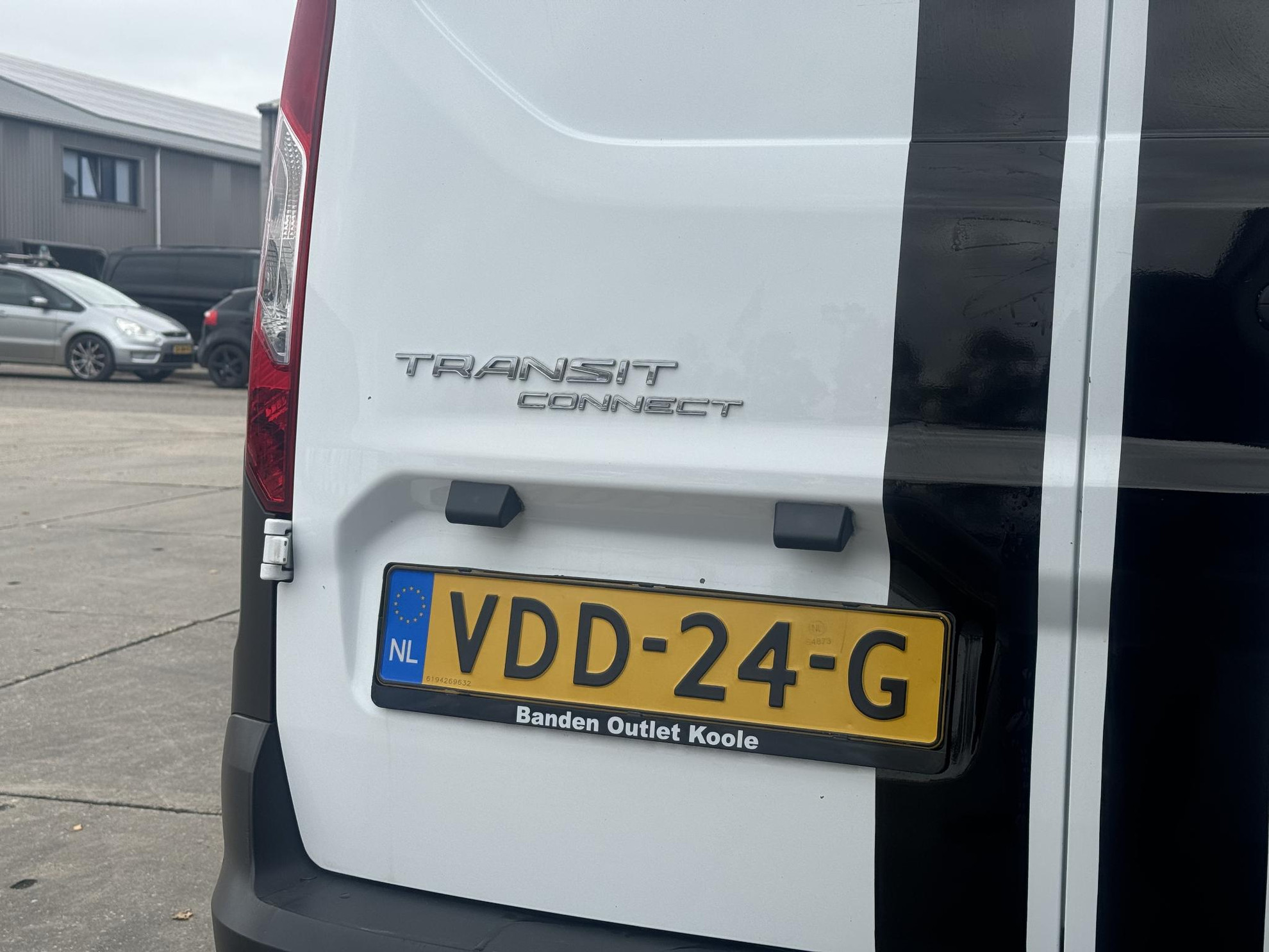 Ford Transit Connect 1.5 TDCI L1 Trend AIRCO / 75 PK / ELEKTRISCHE RAMEN