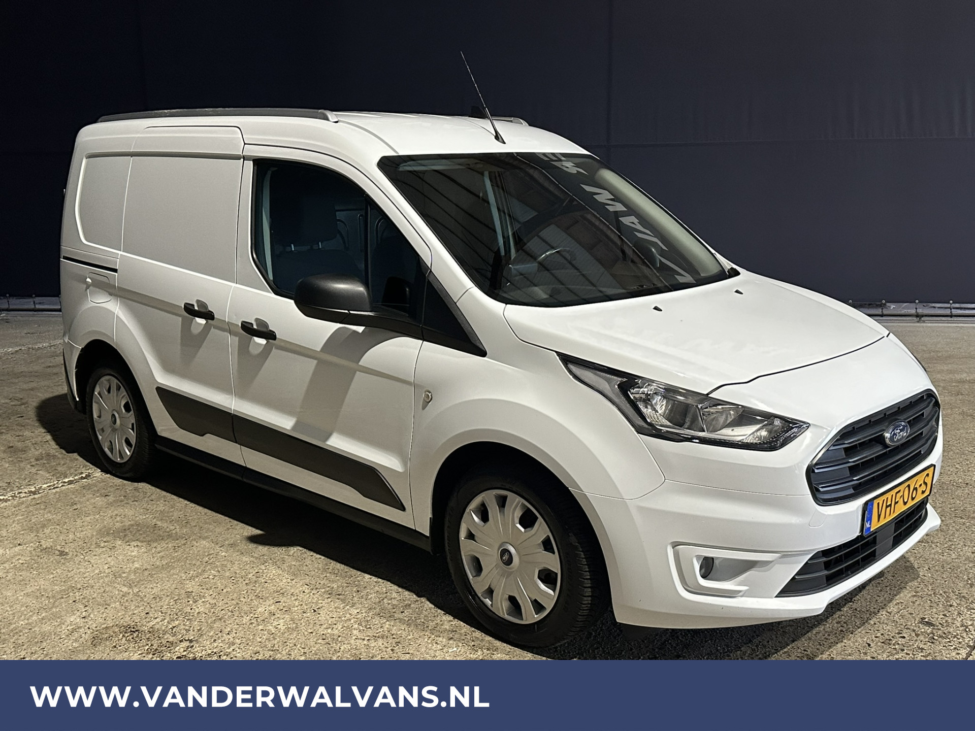 Opel Vivaro 1.6 CDTI 126pk L2H1 inrichting Euro6 Airco | Navigatie | Trekhaak | LED | Cruisecontrol Parkeersensoren, Bijrijdersbank