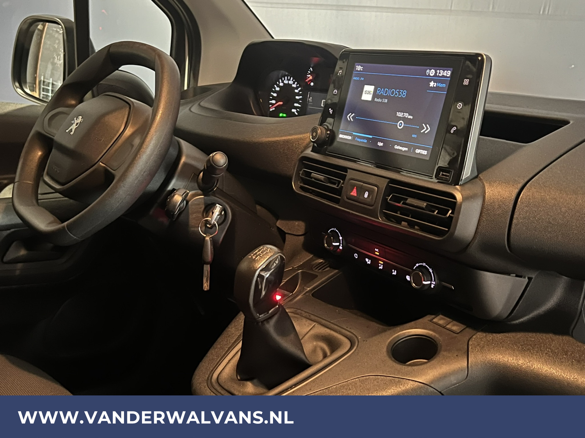 Peugeot Partner 1.5 BlueHDI L1H1 Euro6 Airco | Apple Carplay | Cruisecontrol | Trekhaak Android Auto