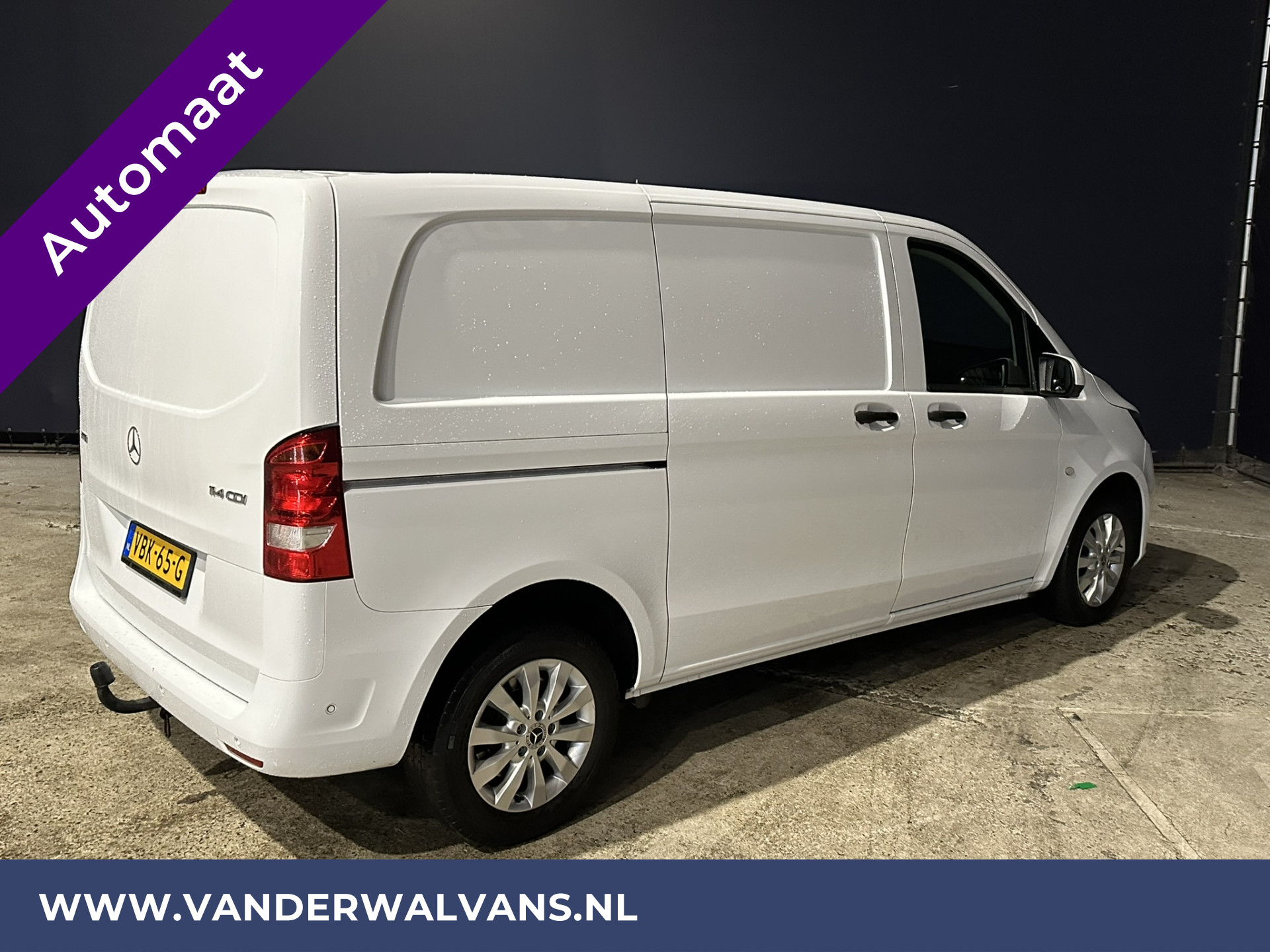 Mercedes-Benz Vito 114 CDI Automaat L1H1 Euro6 Airco | Navigatie | Camera | LM velgen Cruisecontrol, Trekhaak, Parkeersensoren