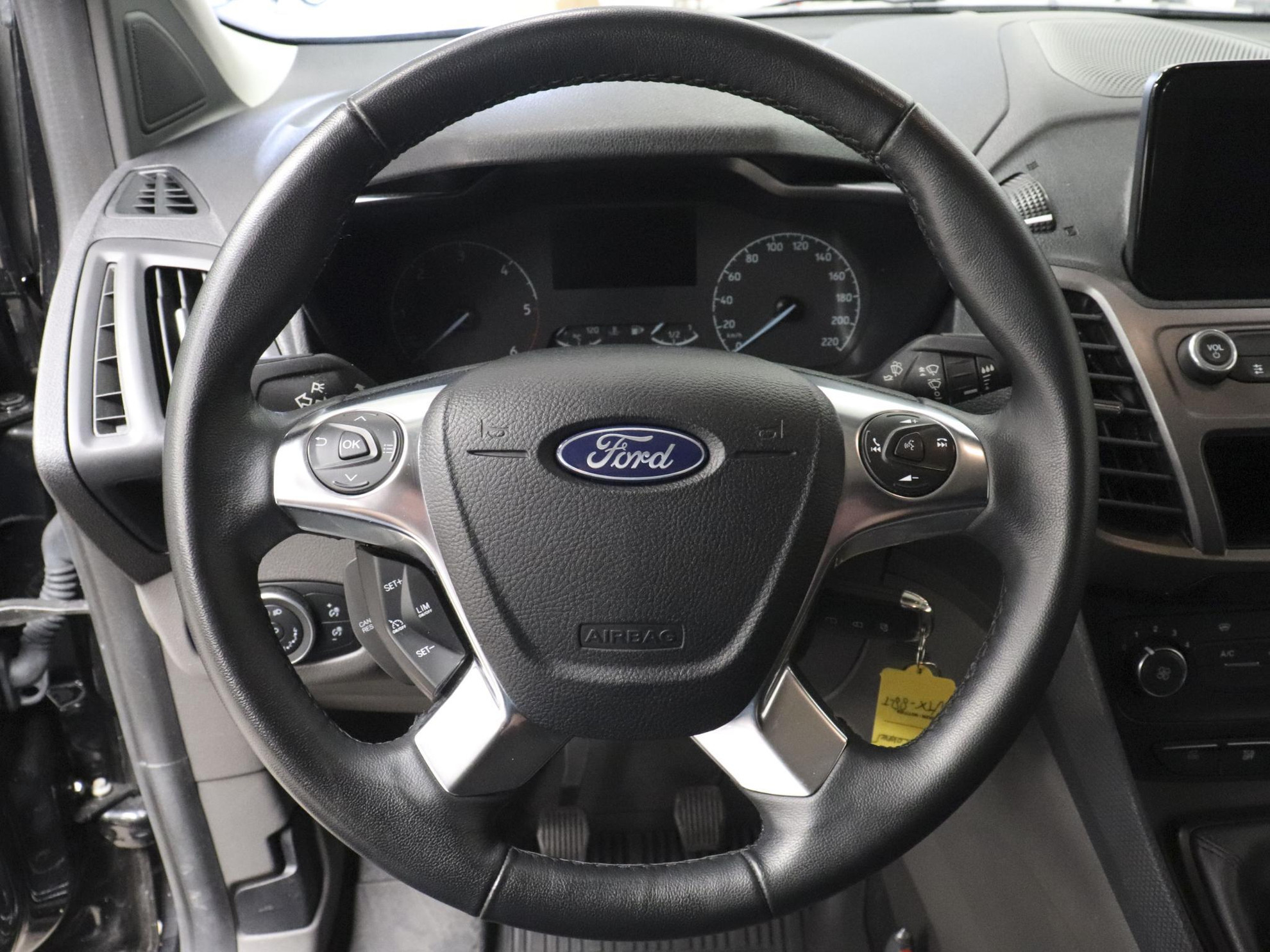 Ford Transit Connect 1.5 EcoBlue L2 Trend Navigatie Airco Parkeersensoren Camera Bluetooth