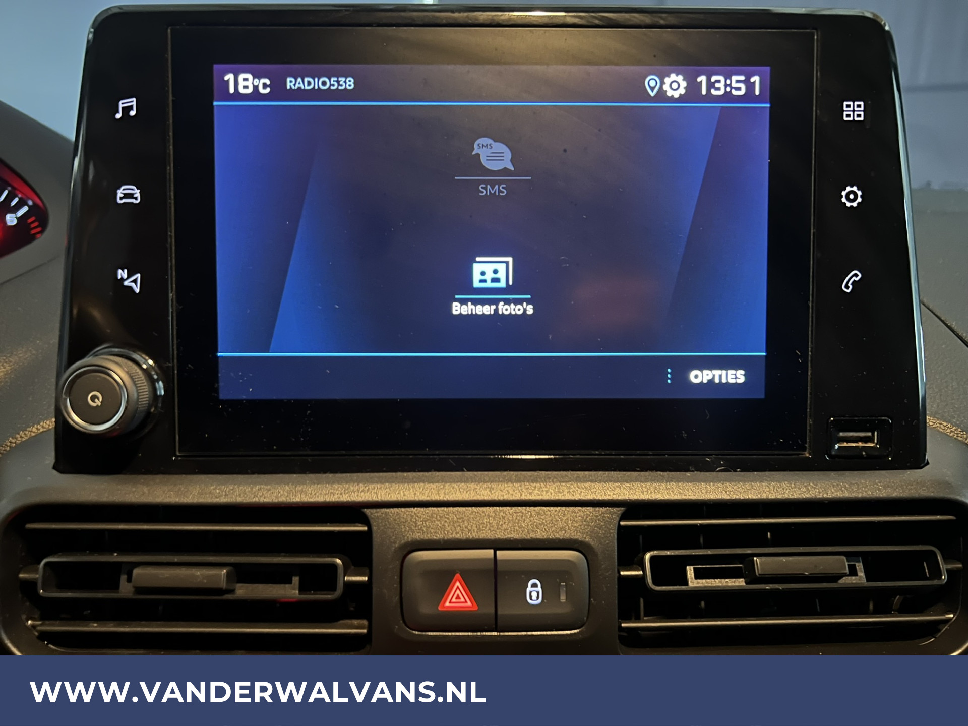 Peugeot Partner 1.5 BlueHDI L1H1 Euro6 Airco | Apple Carplay | Cruisecontrol | Trekhaak Android Auto